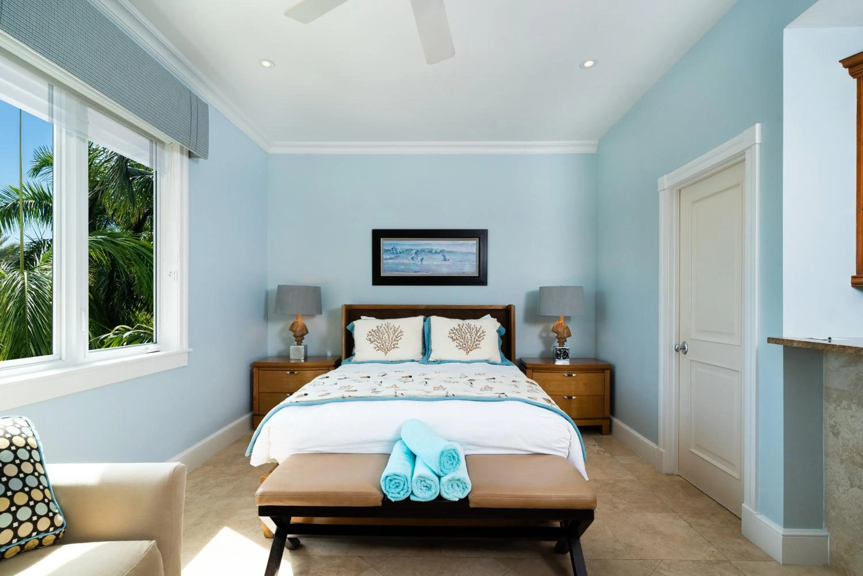 Bedroom, Bed in The Regent Grand