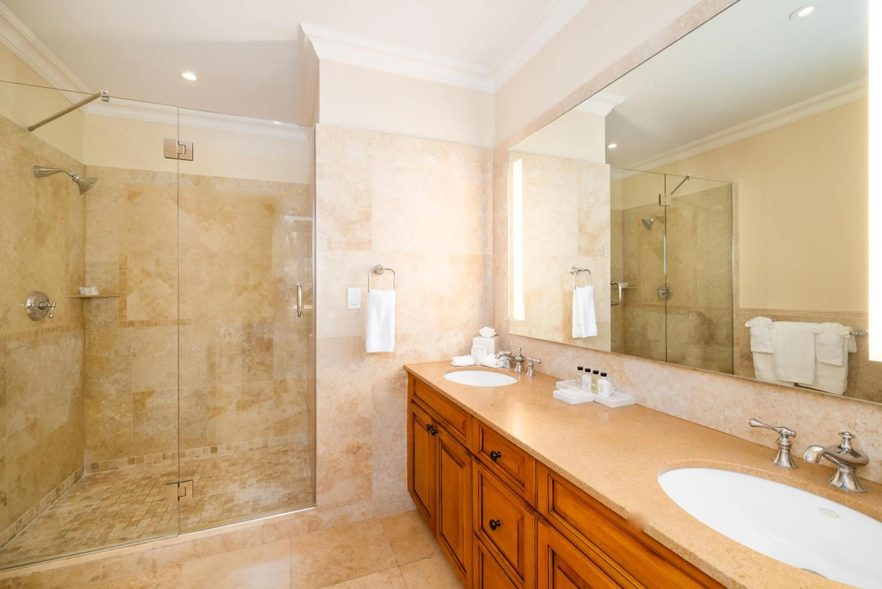 Bathroom in The Regent Grand