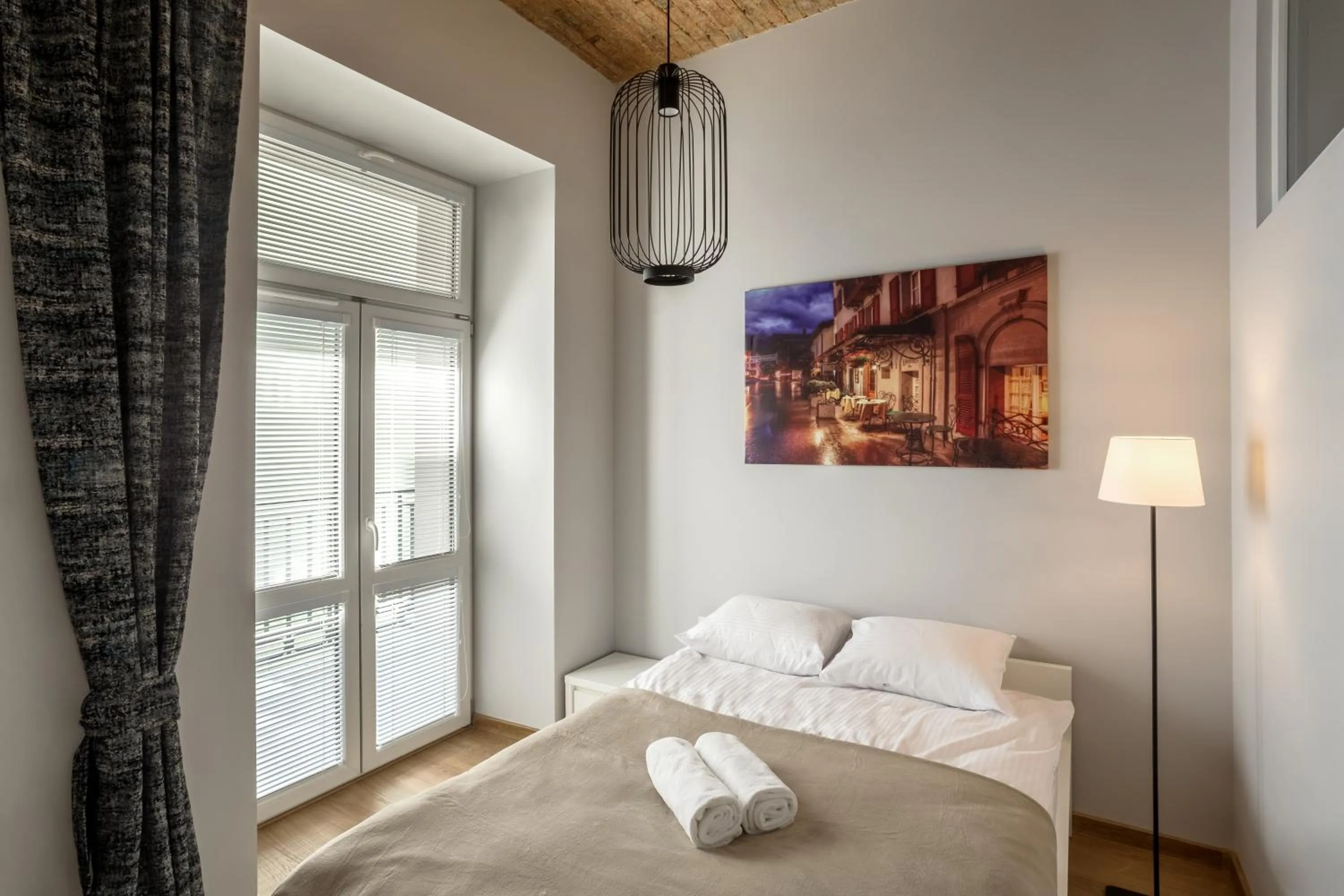 Bed in Apartamenty Centrum Częstochowa Stara Kamienica