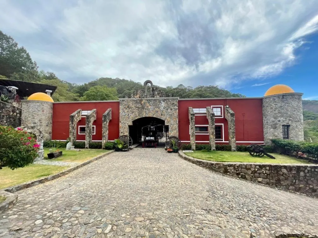 Facade/entrance in Hotel Boutique Hacienda Caudillos
