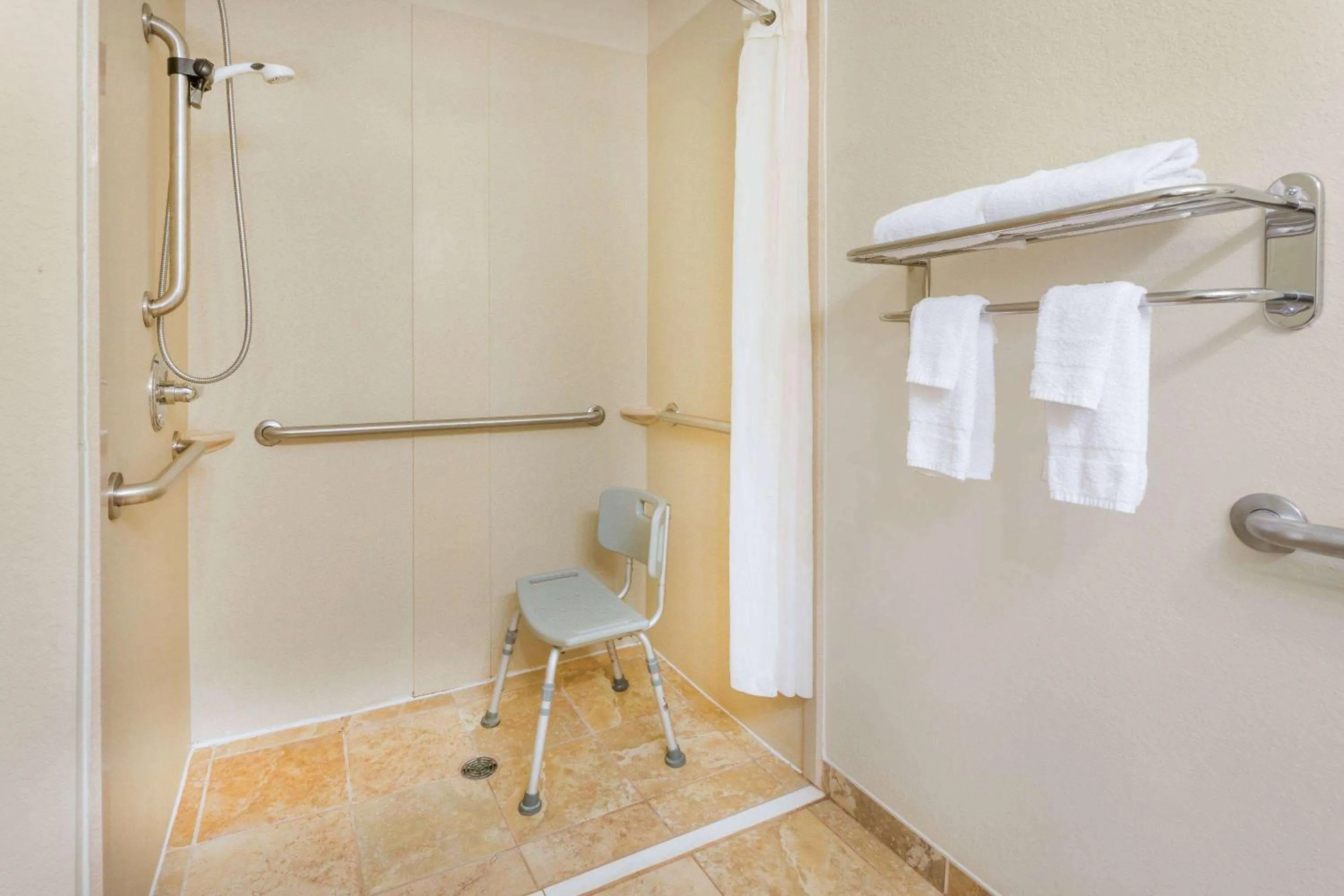 Shower in Days Inn by Wyndham Semmes Mobile