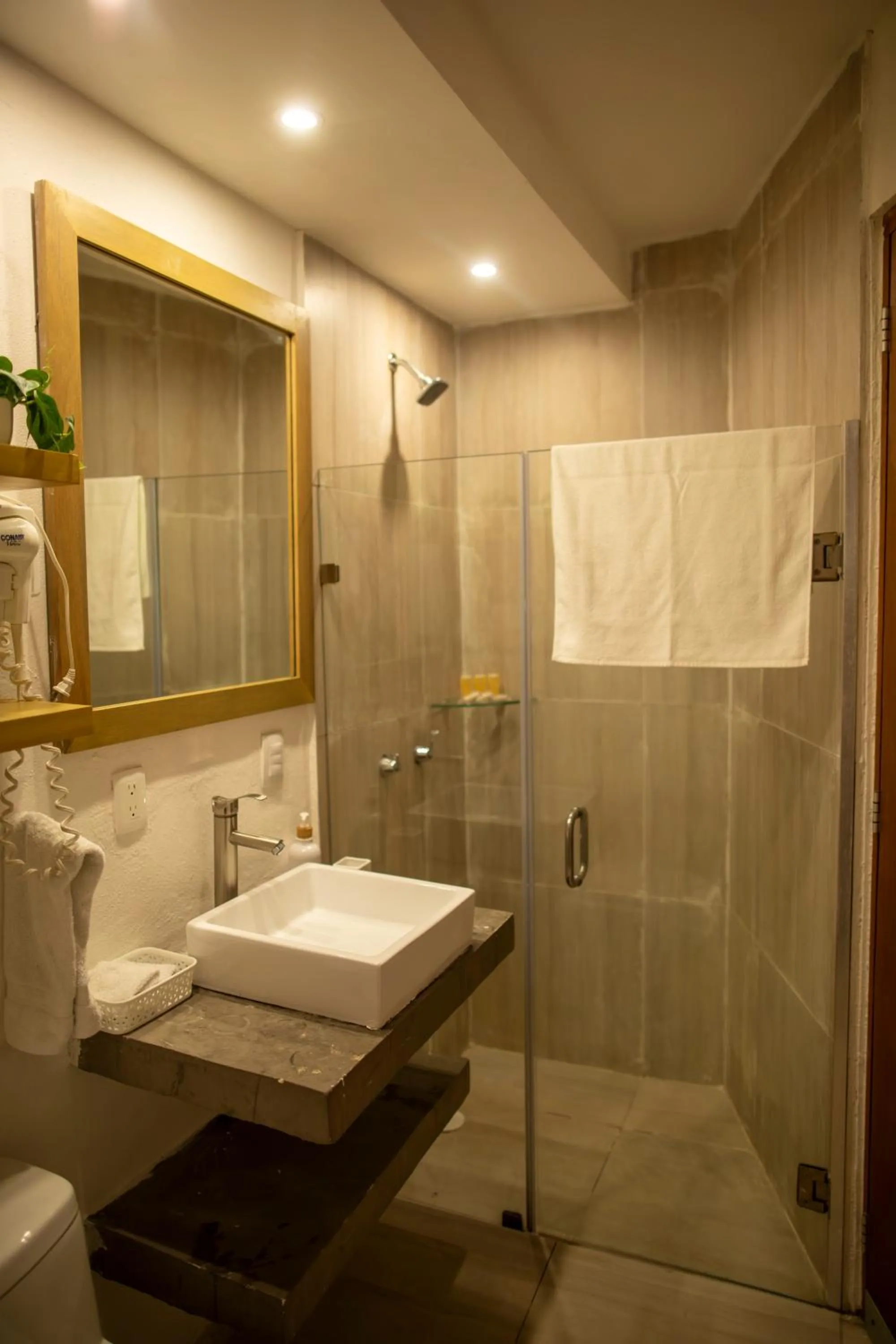 Shower in HotelZone L20 Beach Access