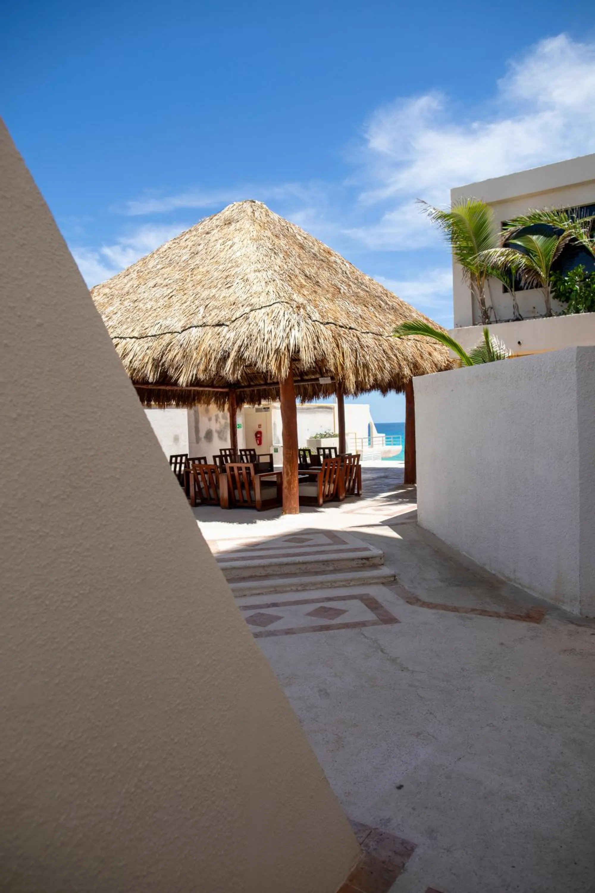 Day in HotelZone L20 Beach Access