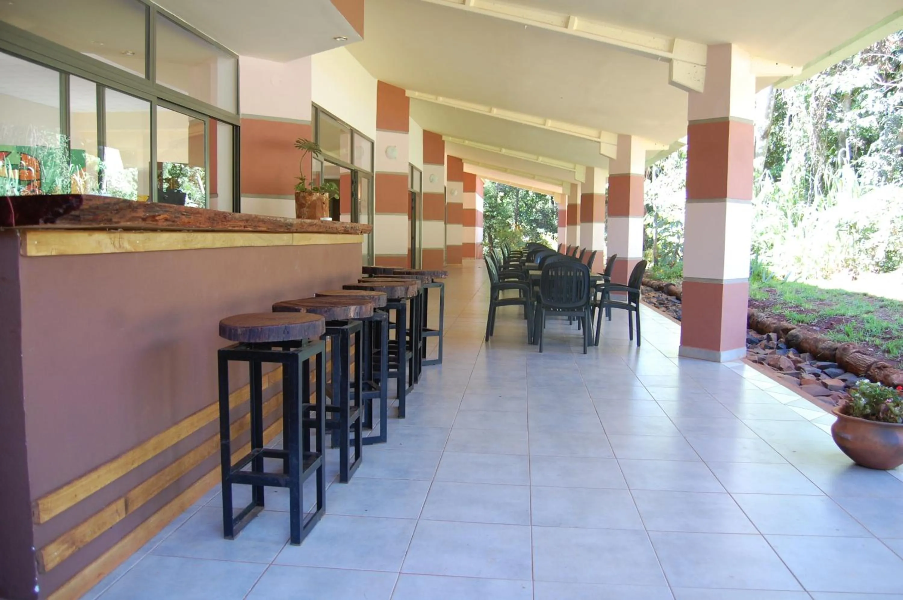 Patio in Hotel Sol Cataratas