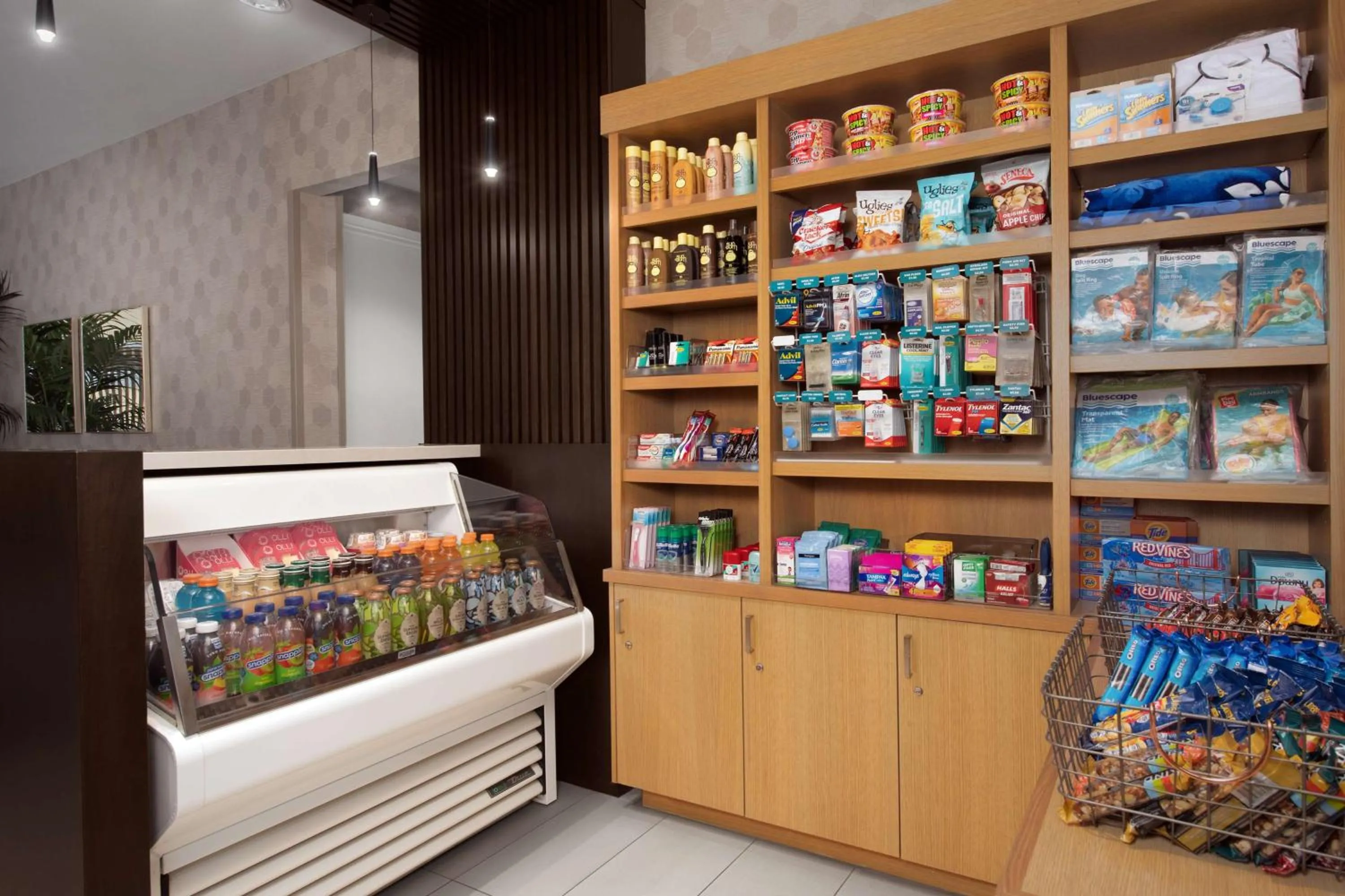 Restaurant/places to eat in Embassy Suites La Quinta Hotel & Spa