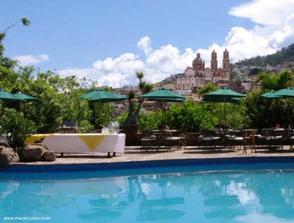 Swimming pool in Posada de la Mision, Hotel Museo y Jardin