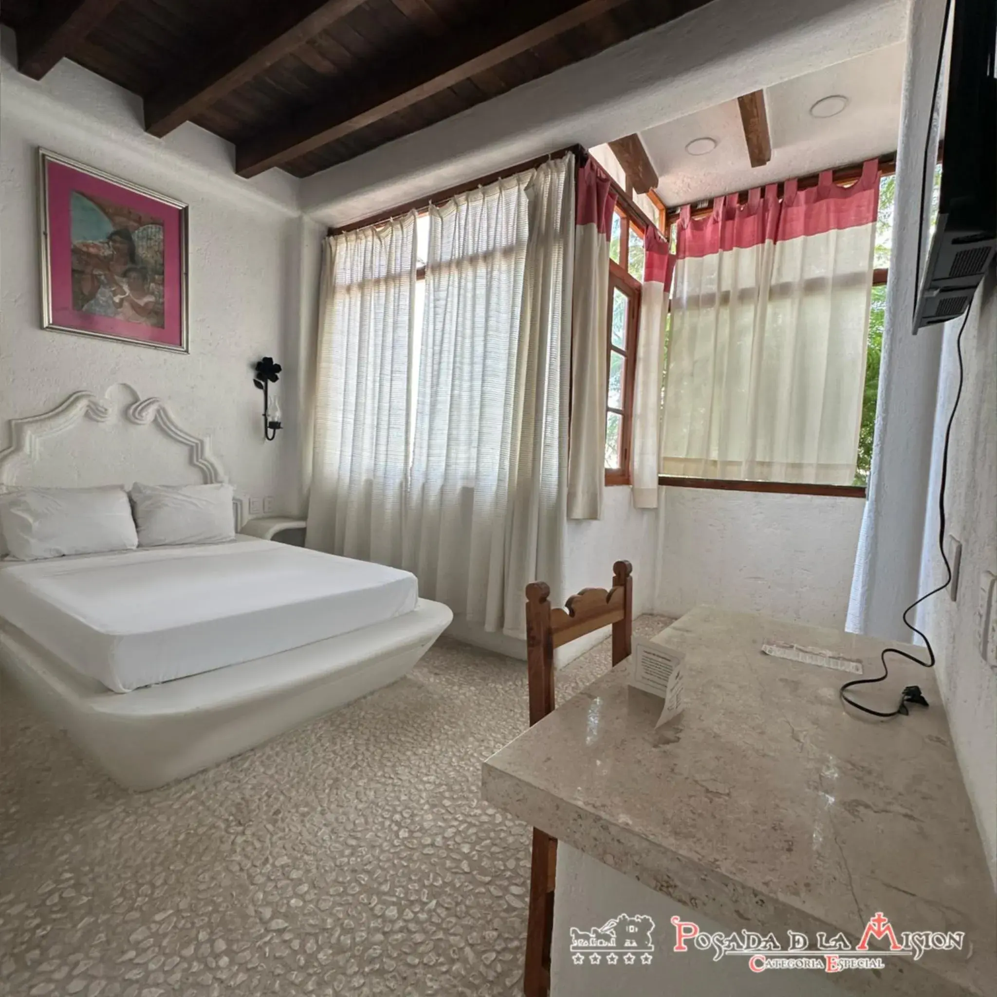 Budget Double Room in Posada de la Mision, Hotel Museo y Jardin Budget Double Room in Posada de la Mision, Hotel Museo y Jardin