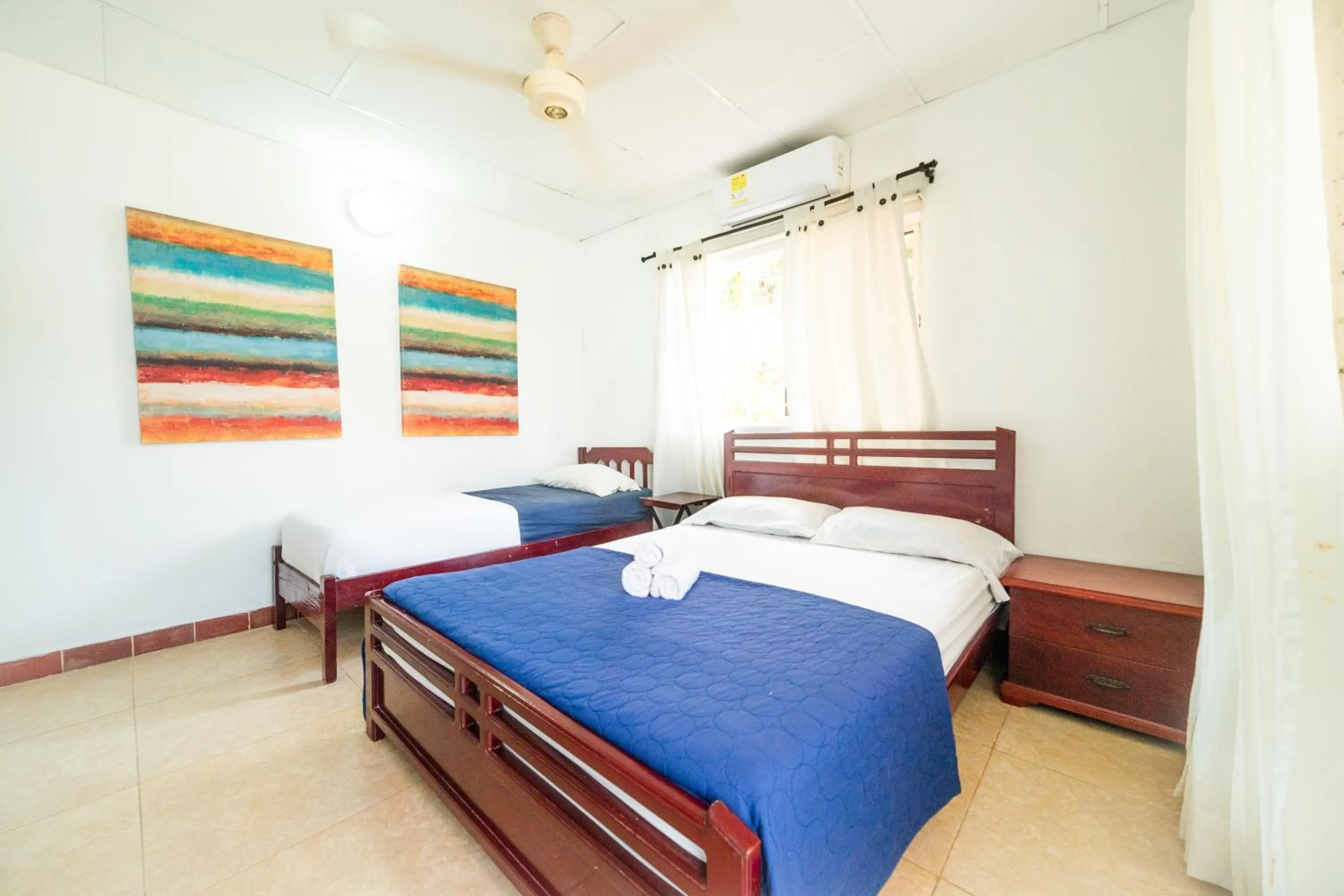 Bedroom, Bed in Hostal del Mar - Tolu