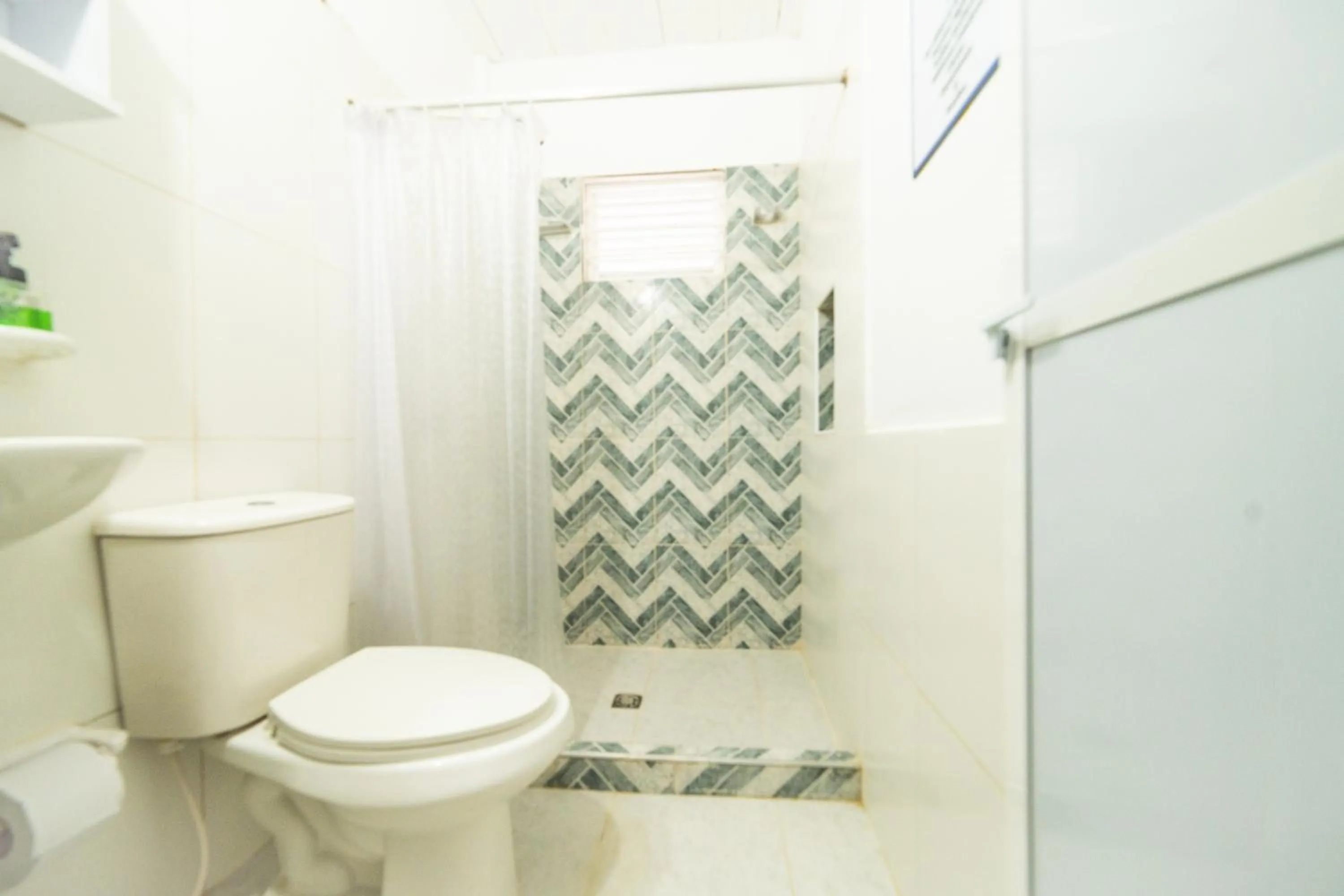 Bathroom in Hostal del Mar - Tolu