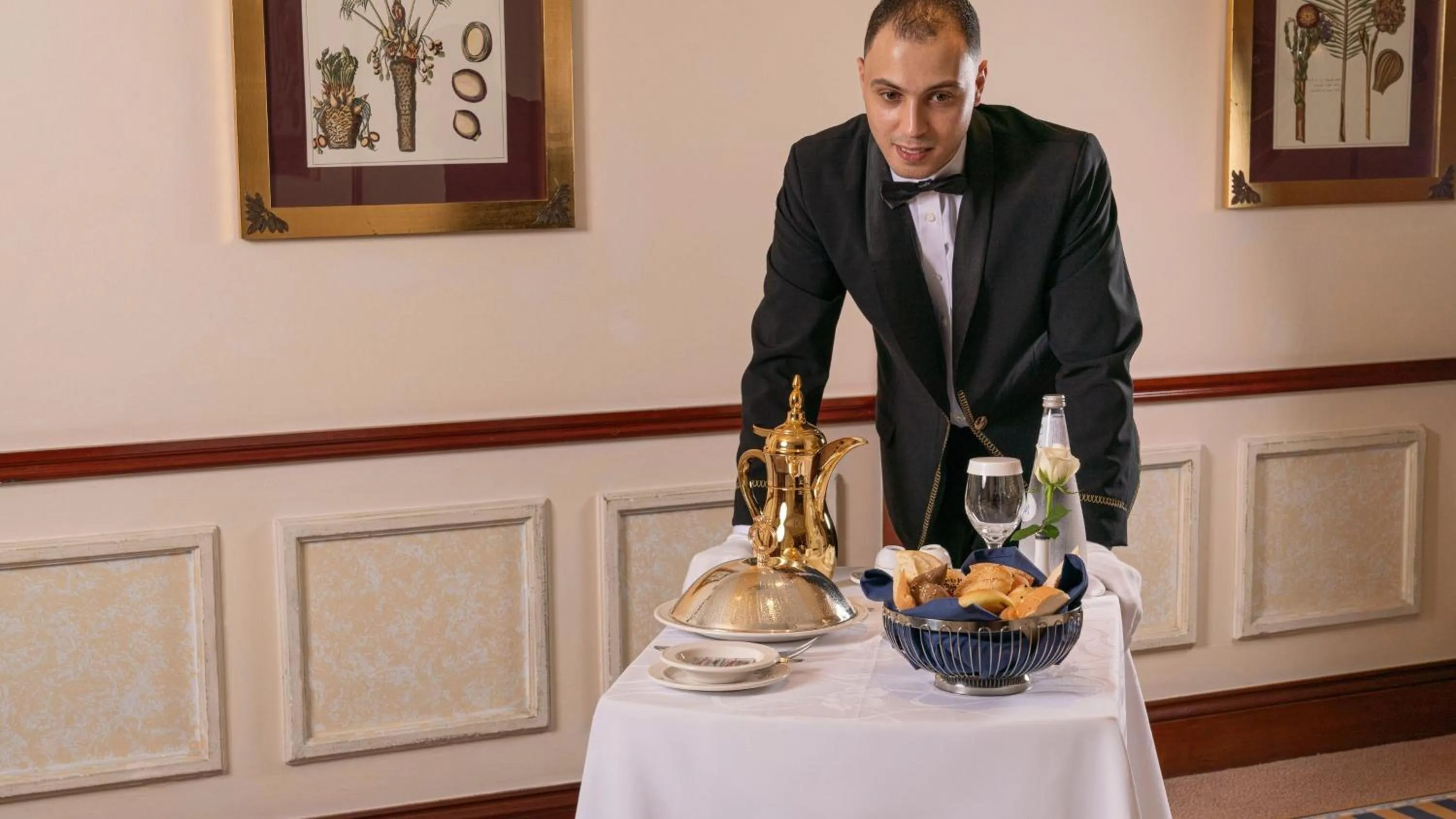 Photo of the whole room in InterContinental Dar Al Tawhid Makkah by IHG