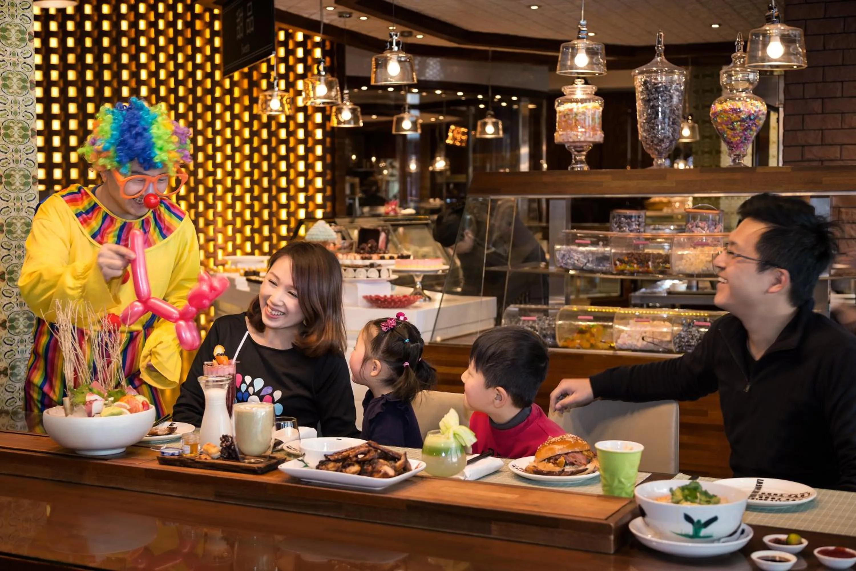 Restaurant/places to eat in Kerry Hotel Pudong, Shanghai - Indoor Connecting to Shanghai New International Expo Centre