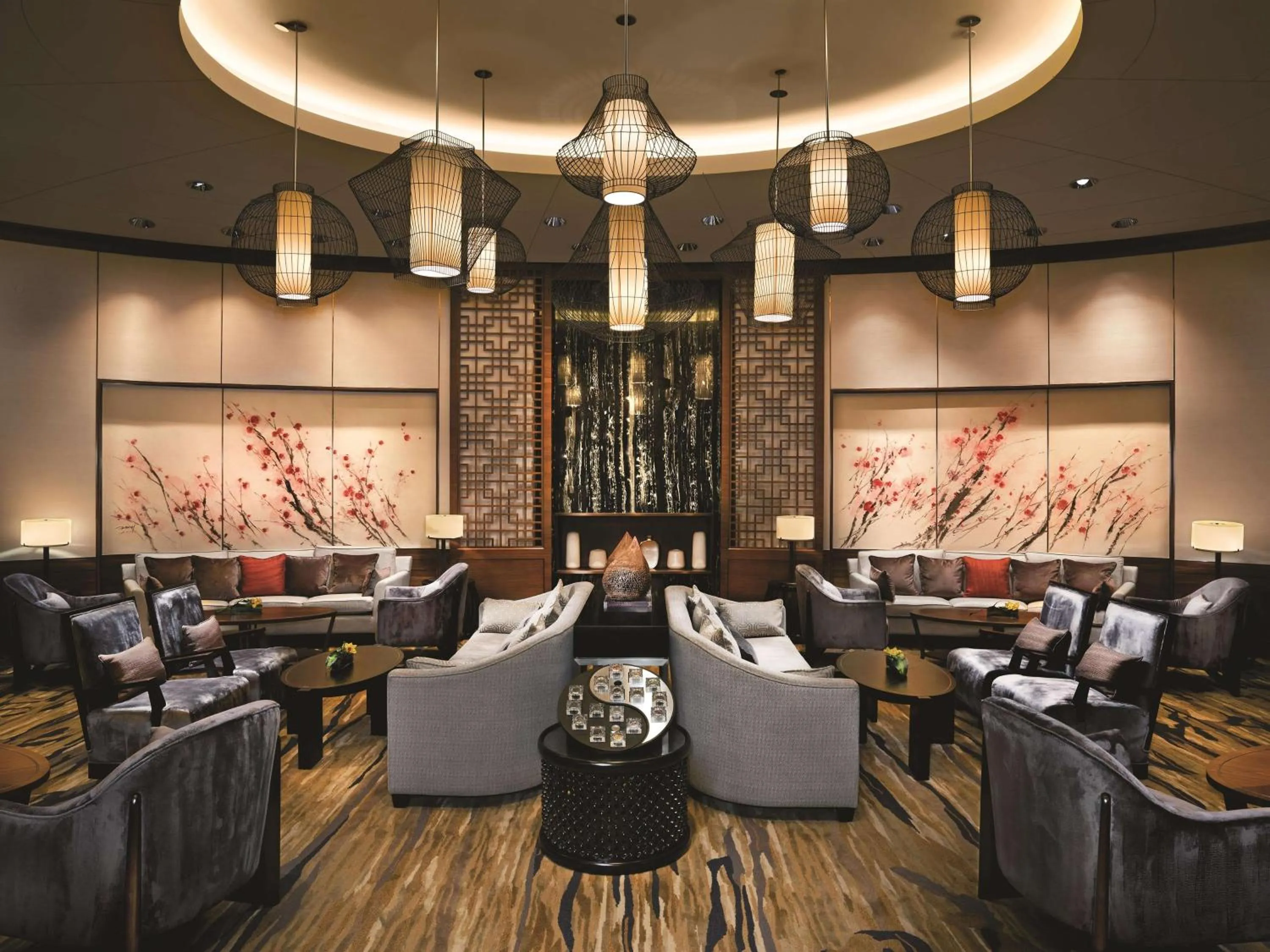 Lounge or bar in Kerry Hotel Pudong, Shanghai - Indoor Connecting to Shanghai New International Expo Centre