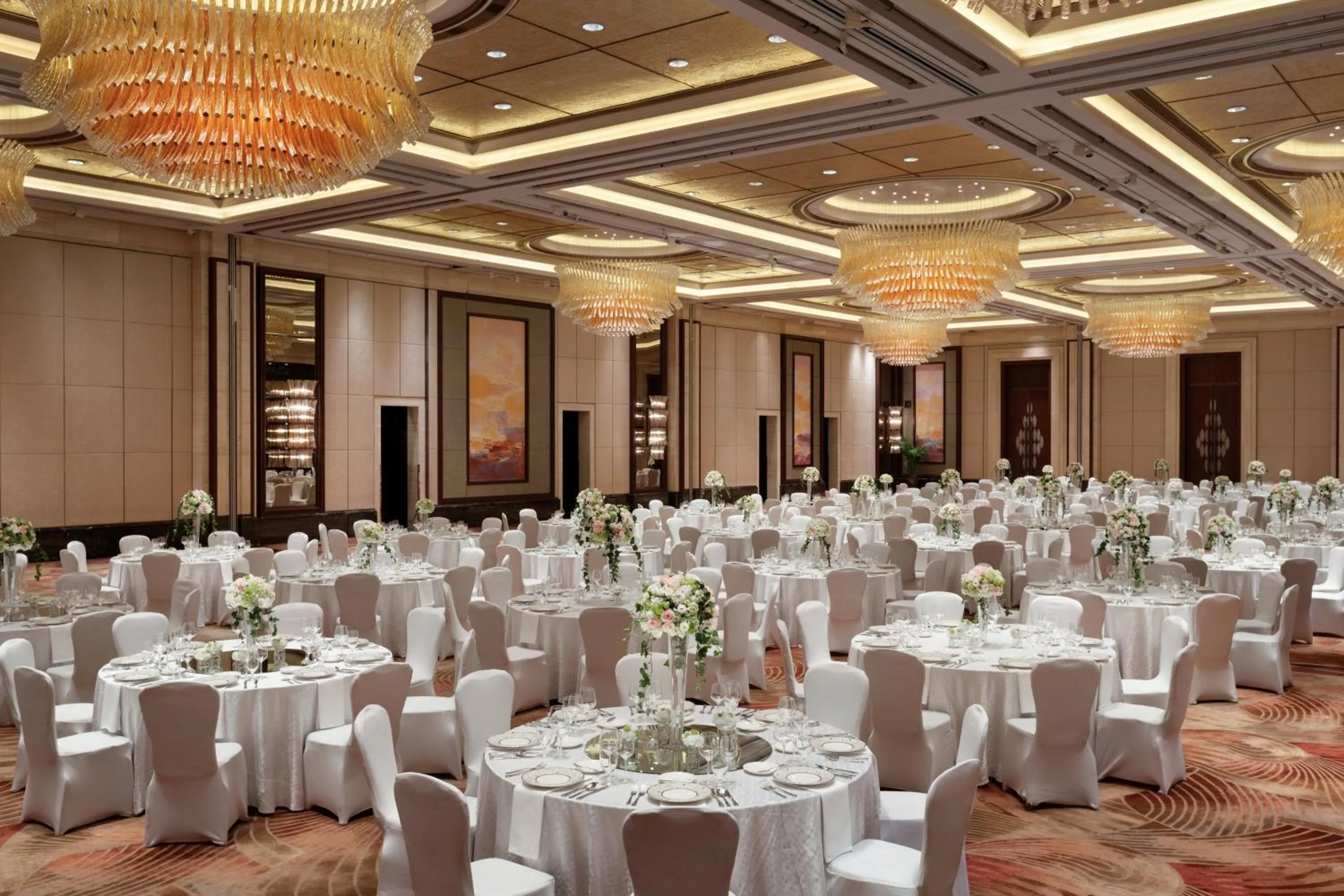 Banquet/Function facilities in Kerry Hotel Pudong, Shanghai - Indoor Connecting to Shanghai New International Expo Centre