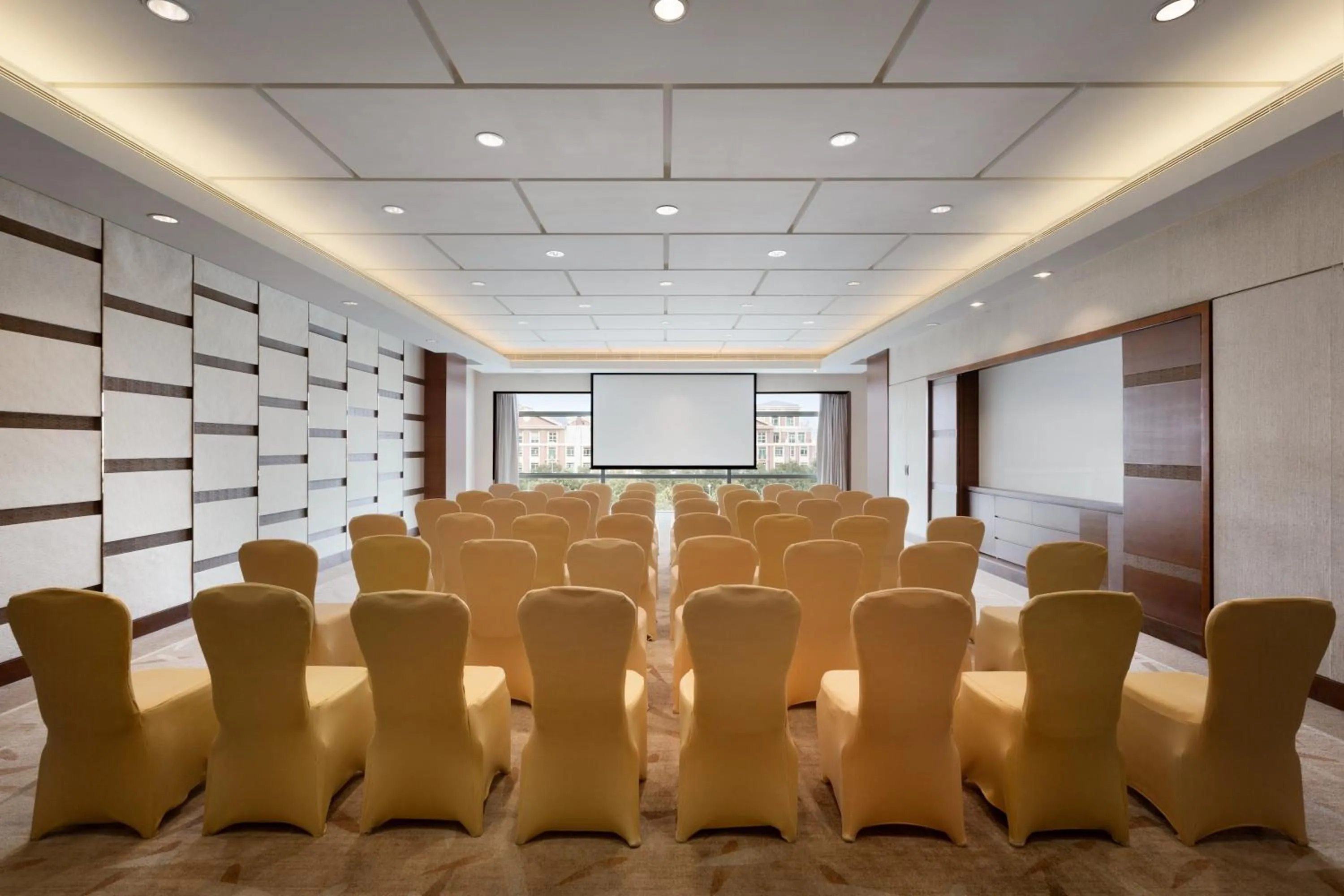 Banquet/Function facilities in Kerry Hotel Pudong, Shanghai - Indoor Connecting to Shanghai New International Expo Centre