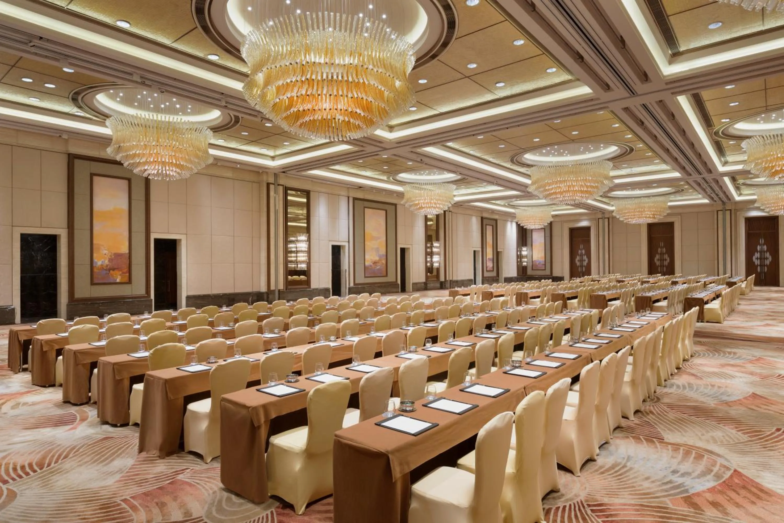 Banquet/Function facilities in Kerry Hotel Pudong, Shanghai - Indoor Connecting to Shanghai New International Expo Centre