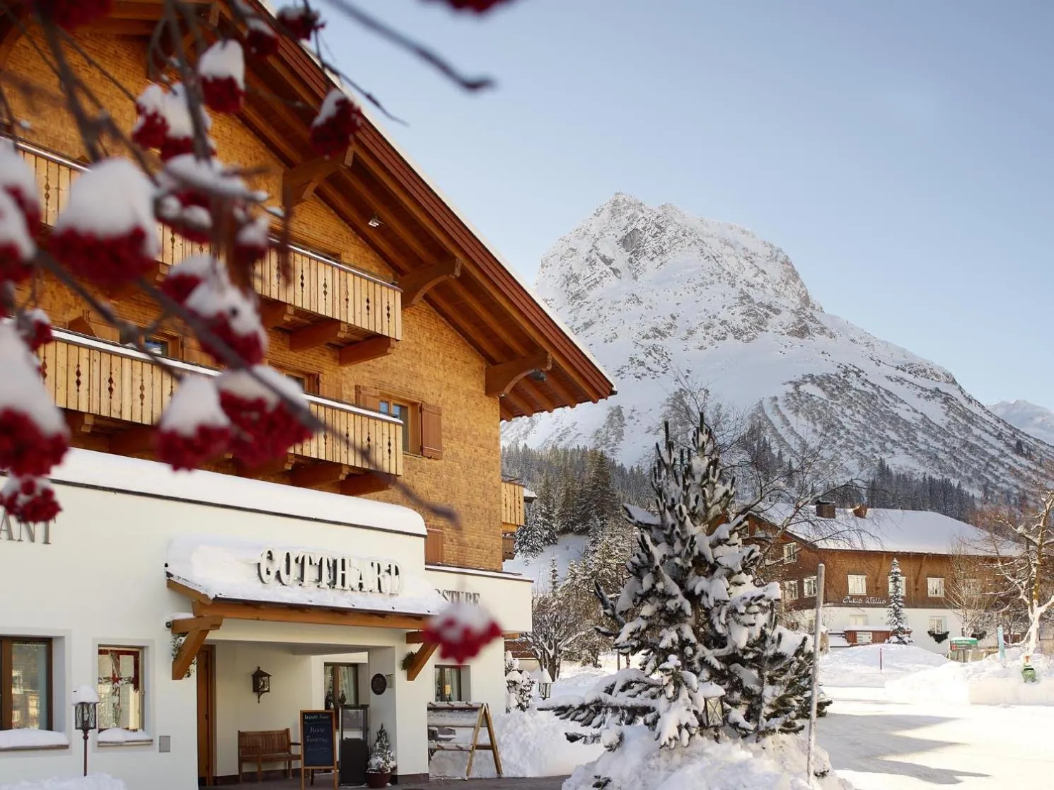 Property building in Hotel Gotthard