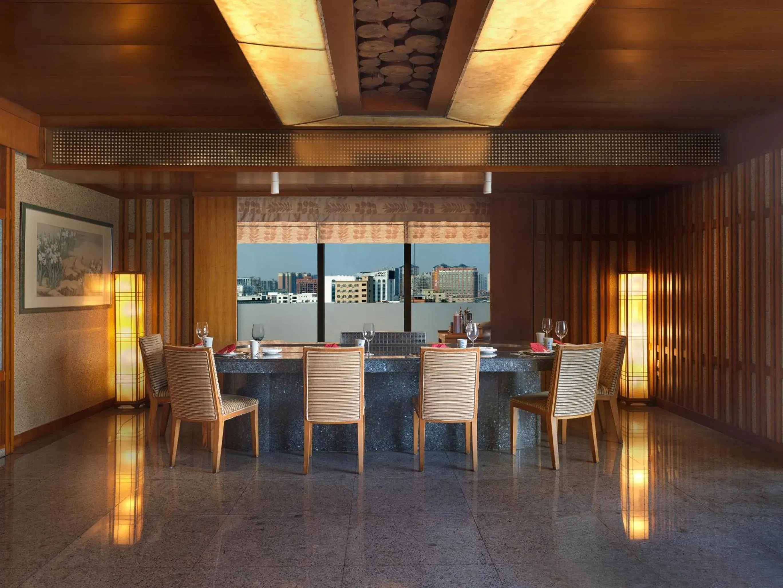 Restaurant/places to eat in Regal Palace Hotel Restaurant/places to eat in Regal Palace Hotel