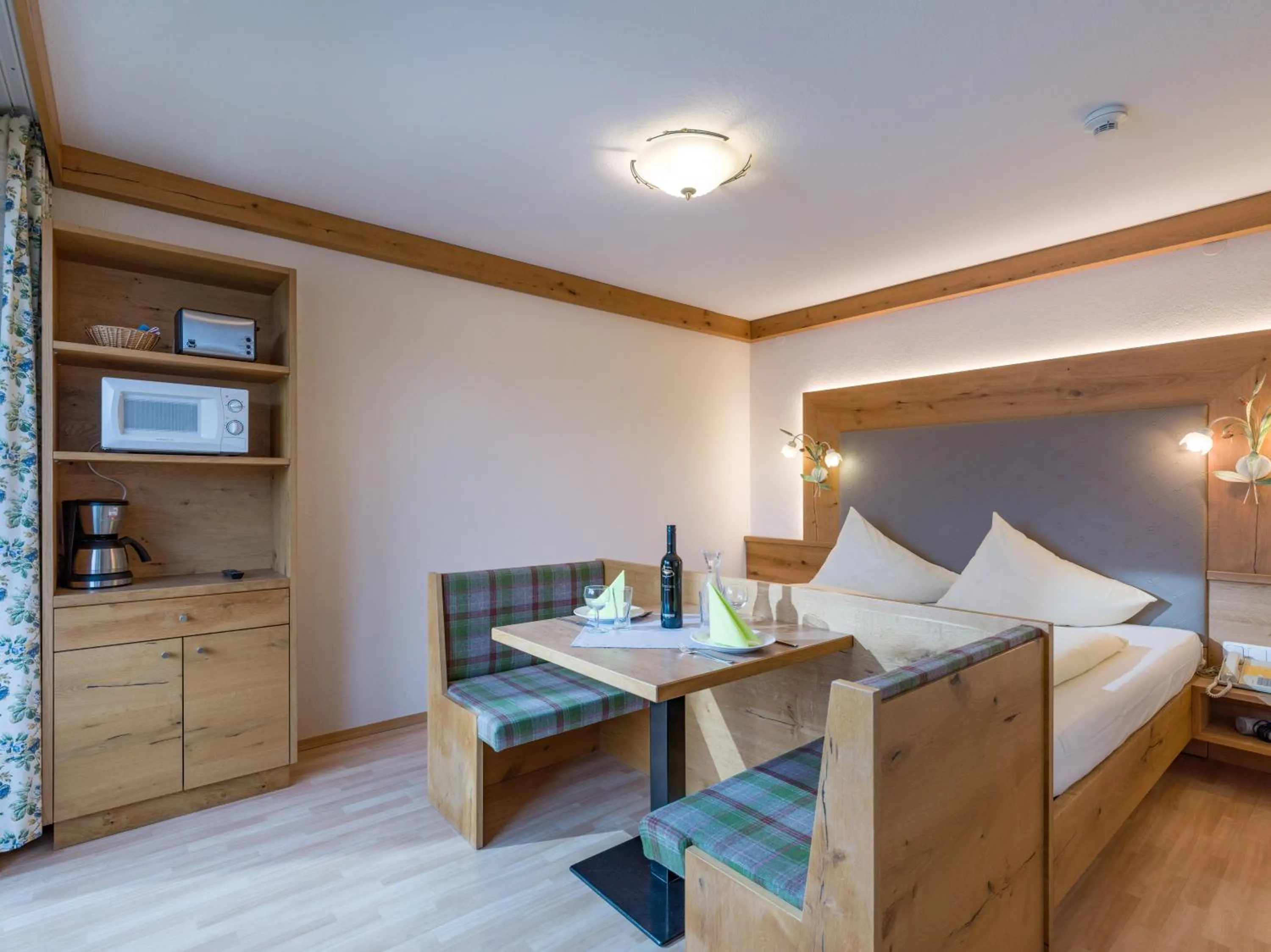 Photo of the whole room in Appartements Rofan