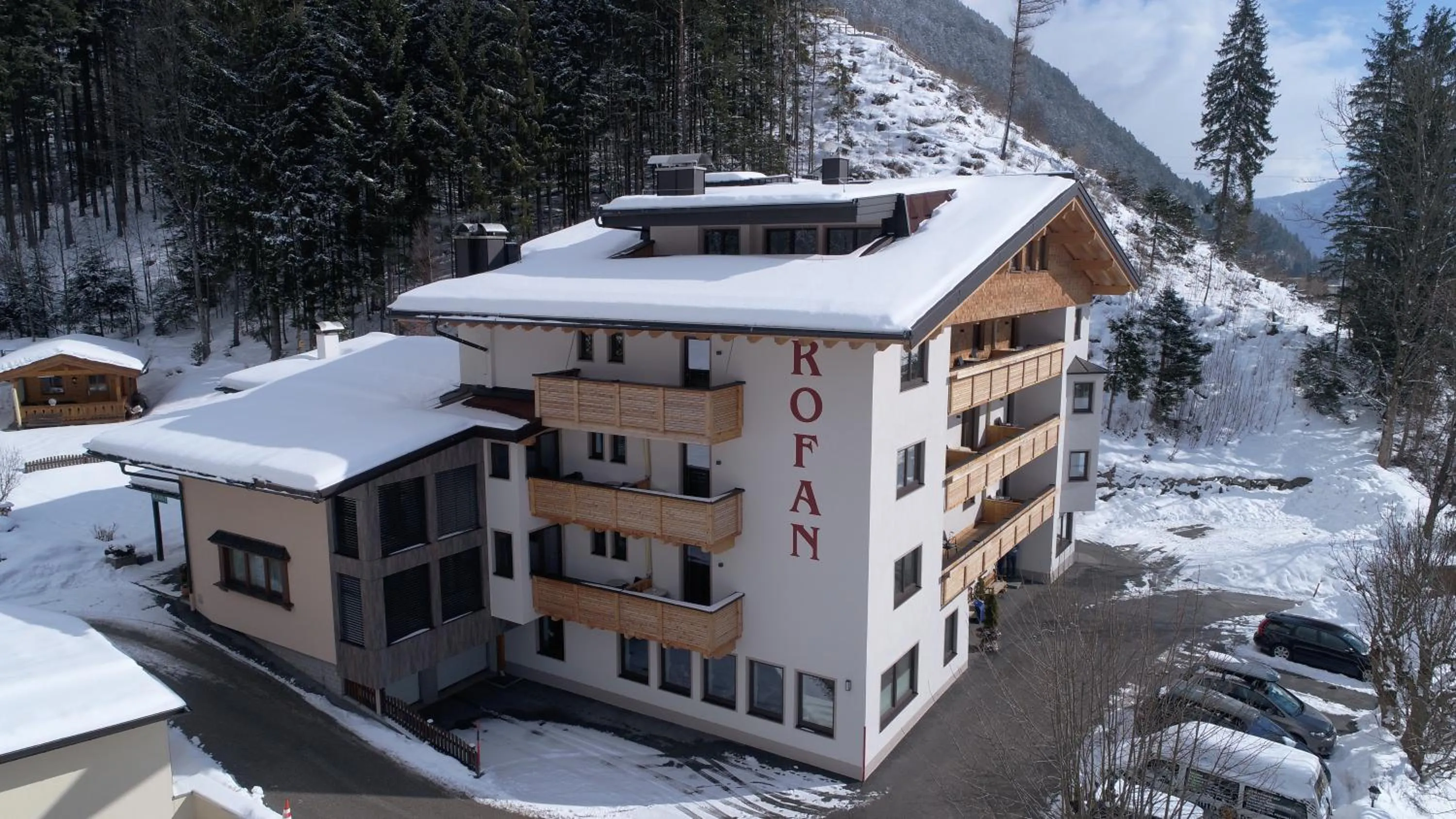 Property building in Appartements Rofan