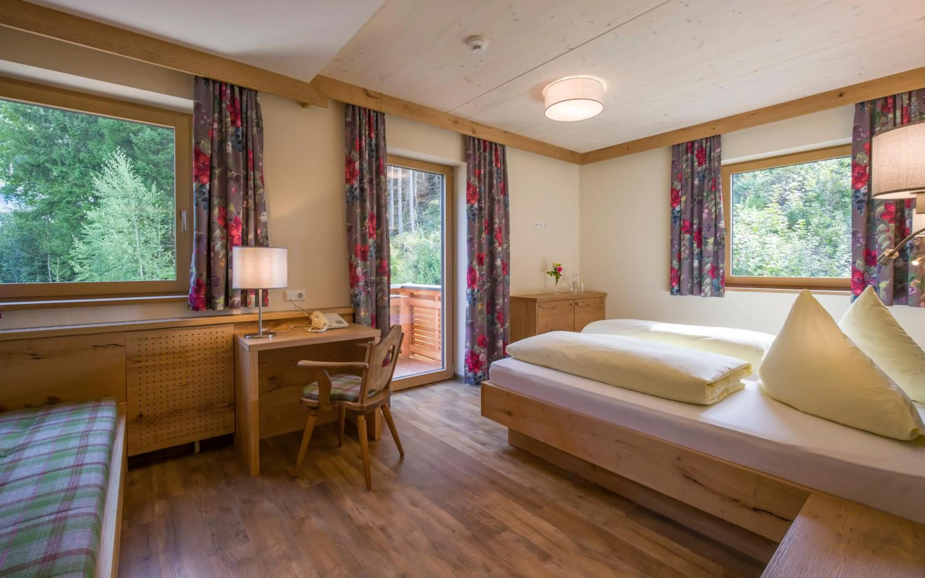 Photo of the whole room, Bed in Appartements Rofan