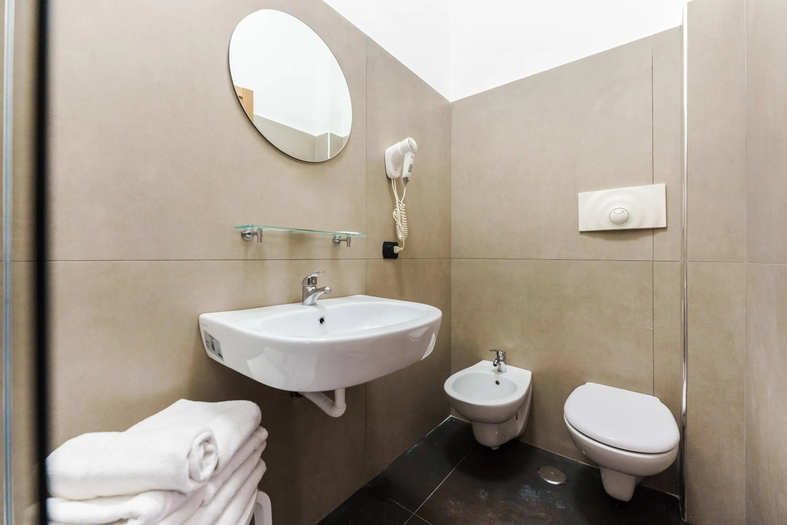 Bathroom in Le Grand Bleu - Gioia Apartments