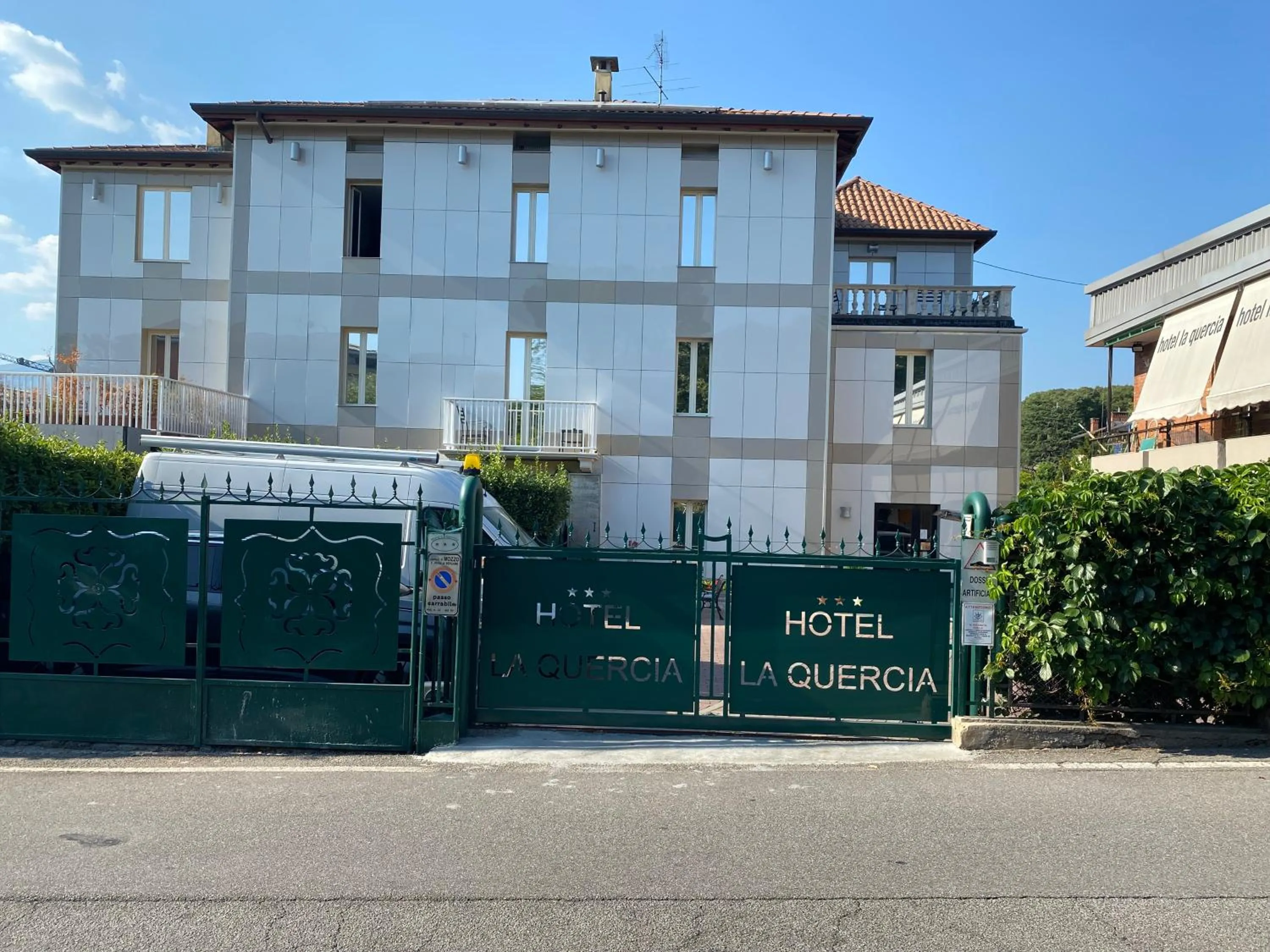 Property building in Hotel La Quercia