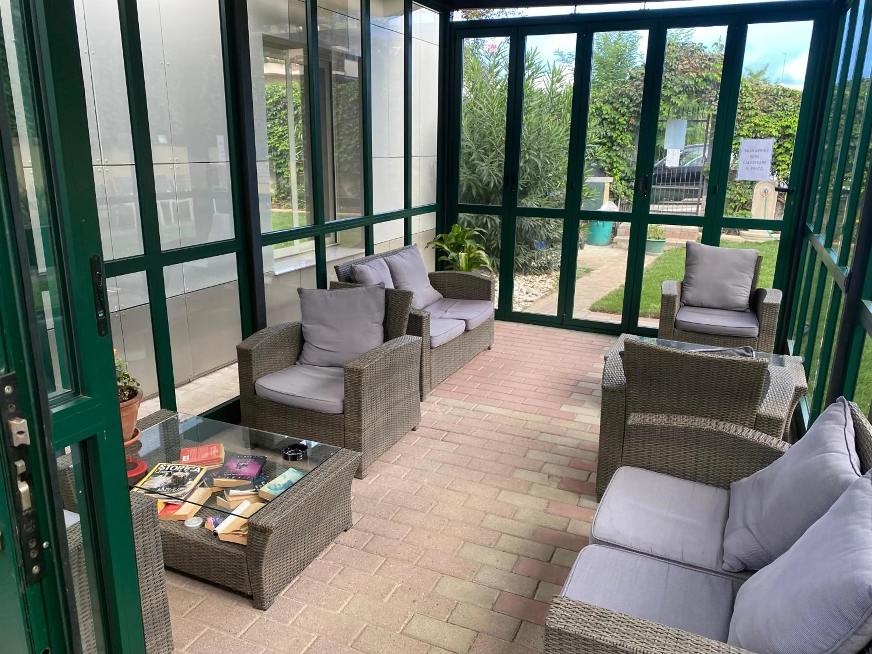 Seating area in Hotel La Quercia