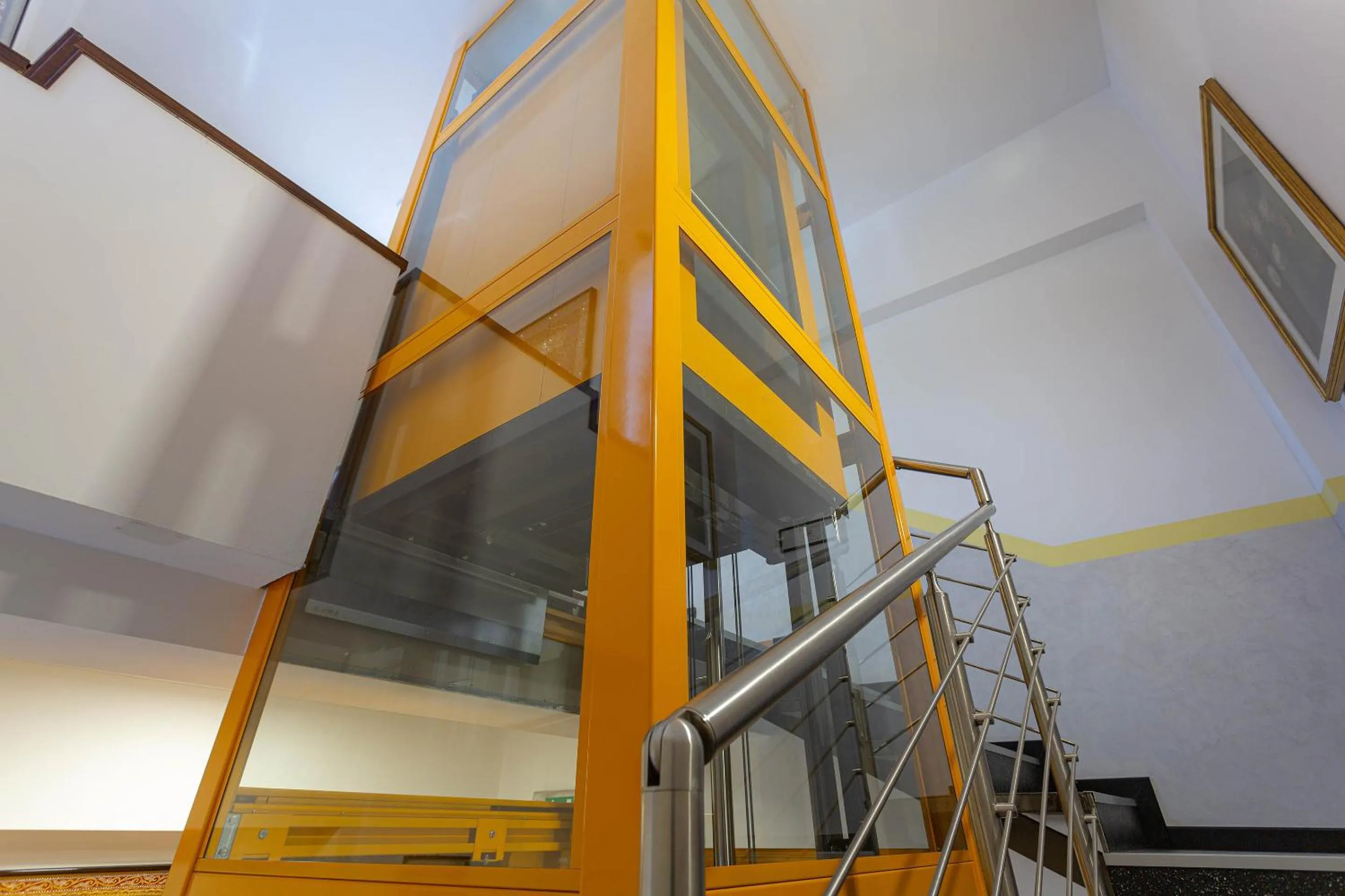 elevator in Hotel La Quercia