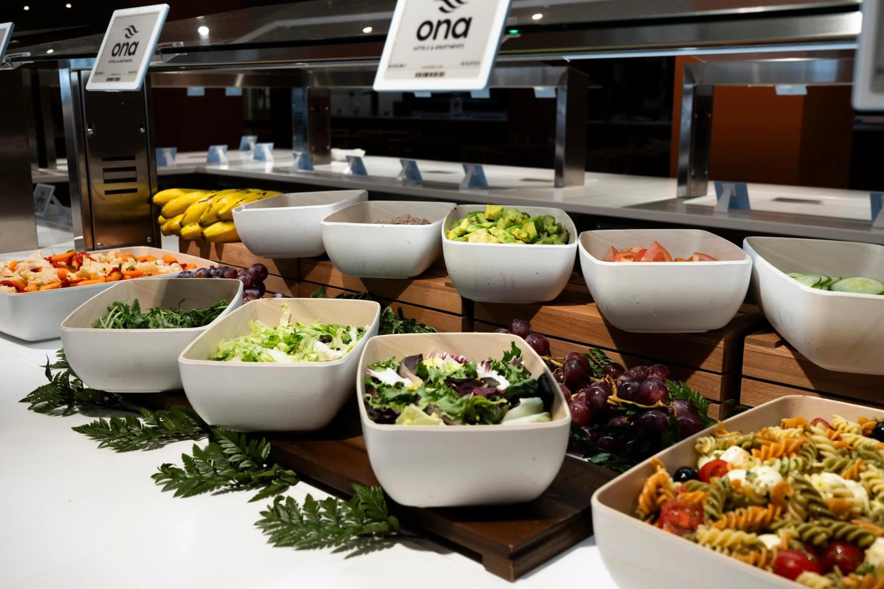 Restaurant/places to eat in Ona Alborada