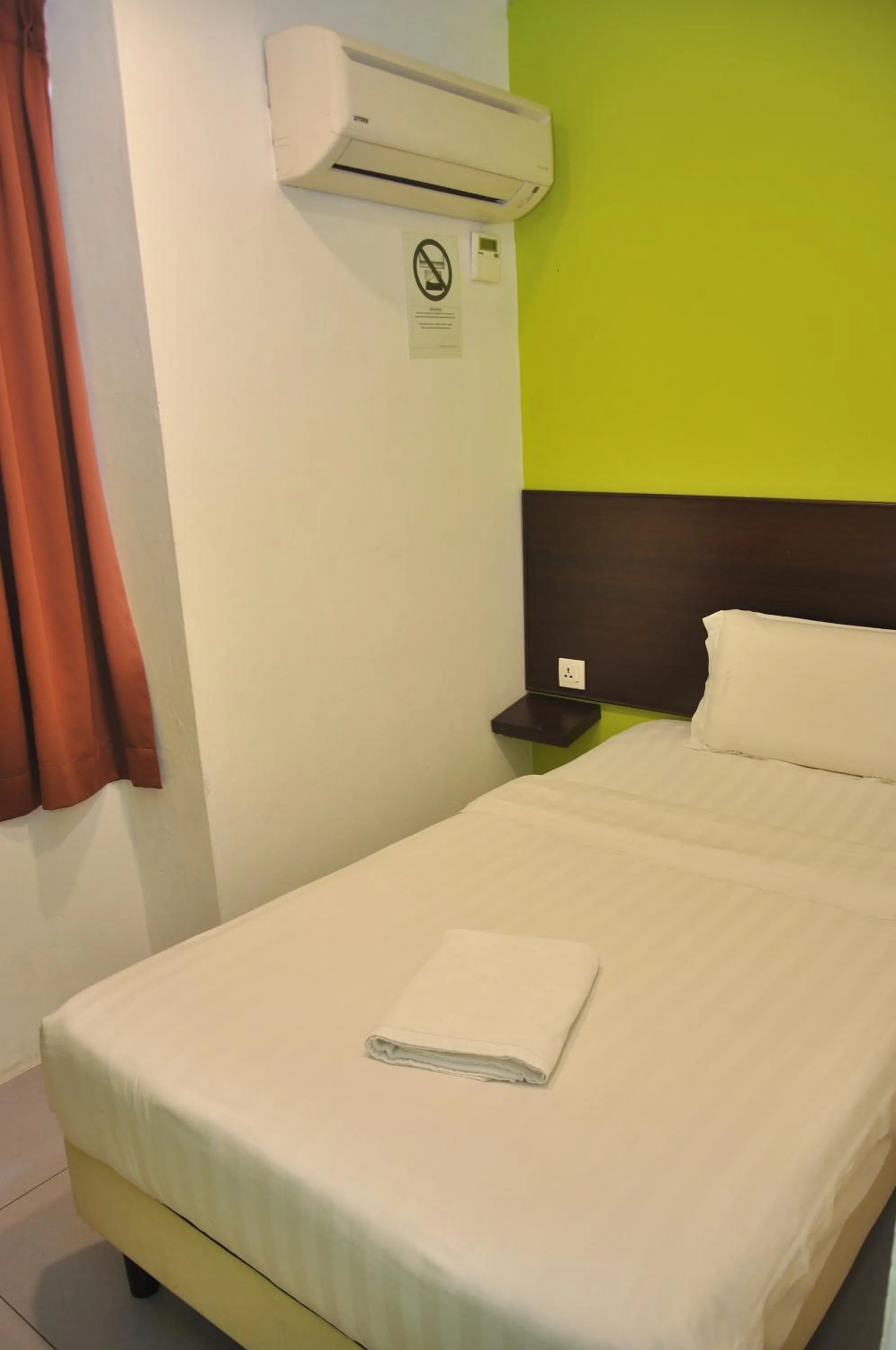 Bed in Kuching Transit Inn