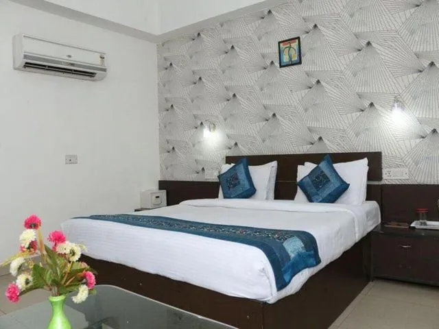 Bed in Hotel Vikrant