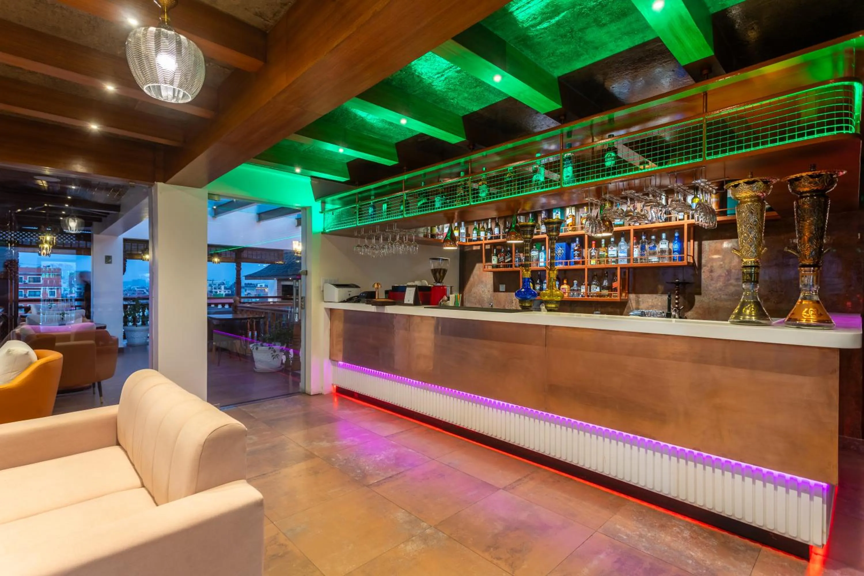 Lounge or bar in Timber House by Tara Group