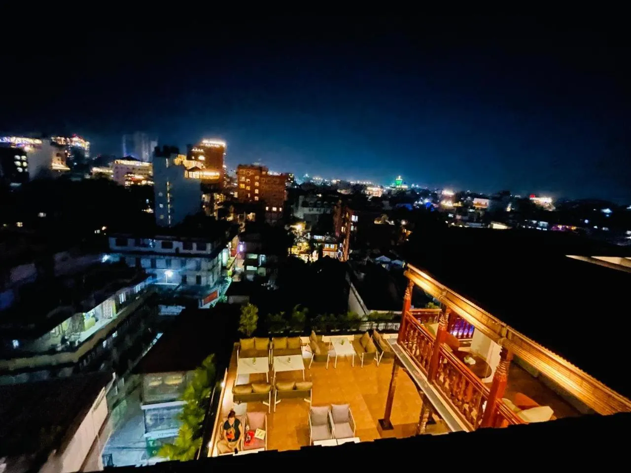 Lounge or bar in Timber House by Tara Group