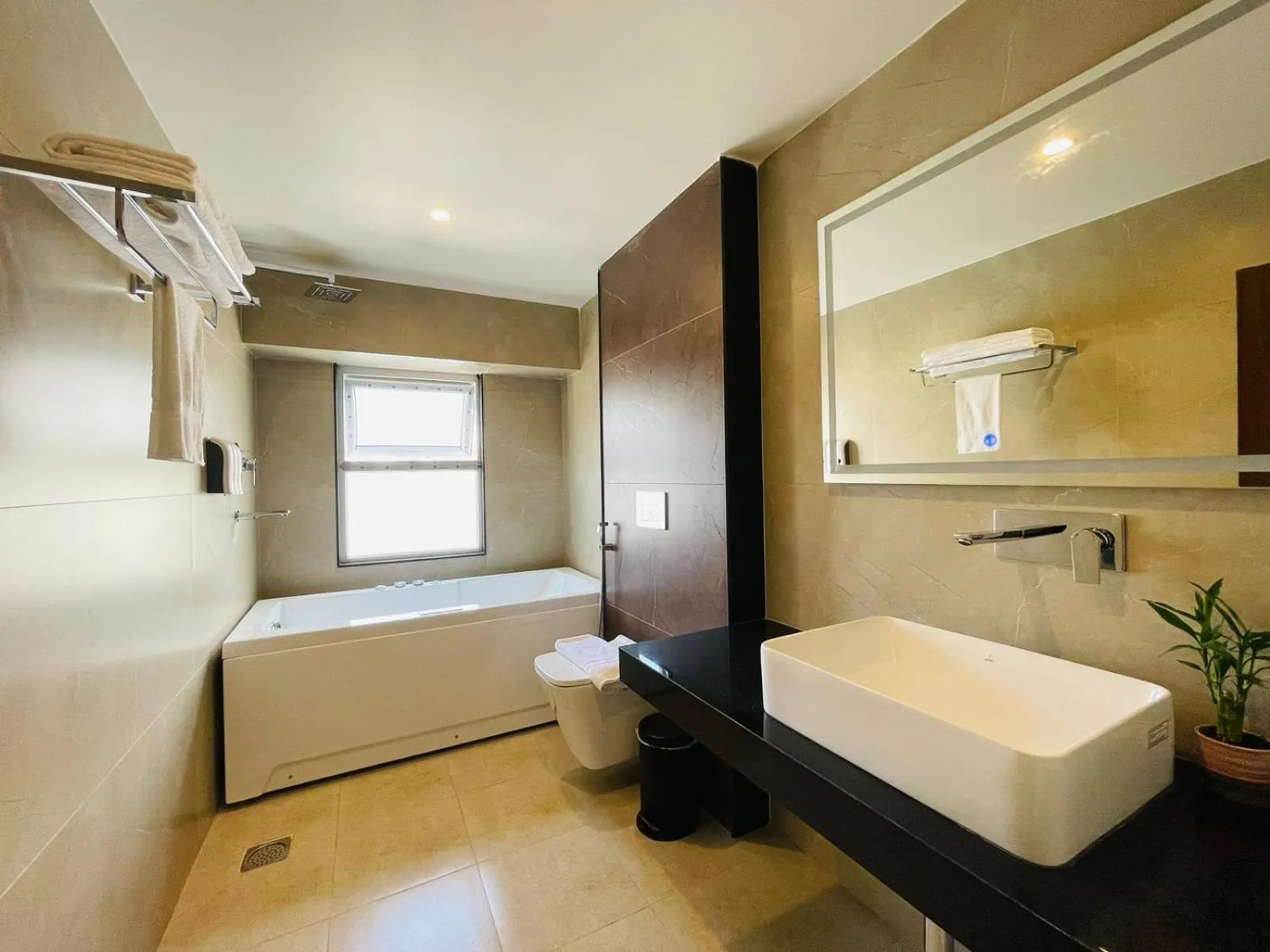 Bed in Timber House by Tara Group