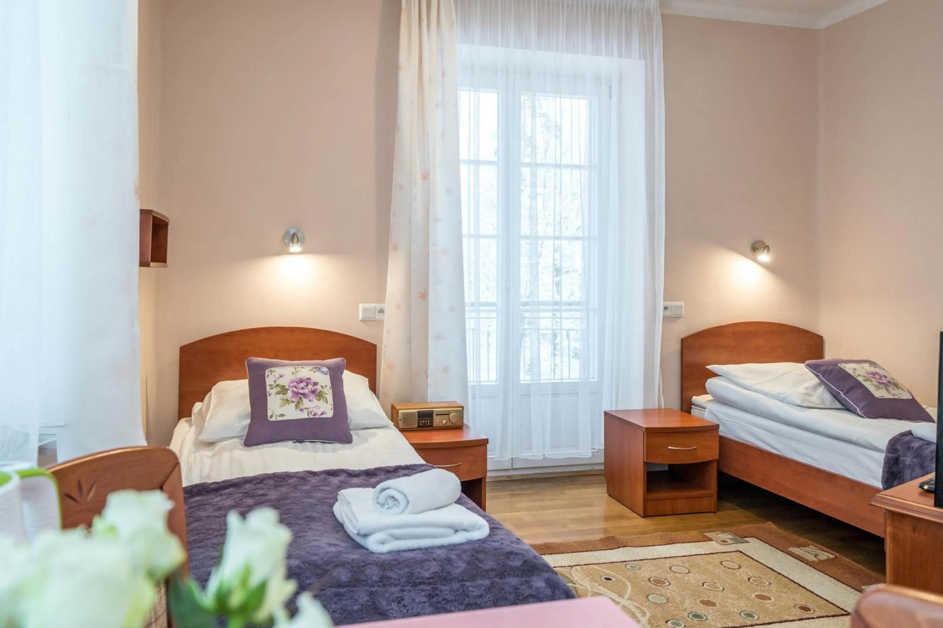 Bed in Astoria - Willa Literatów