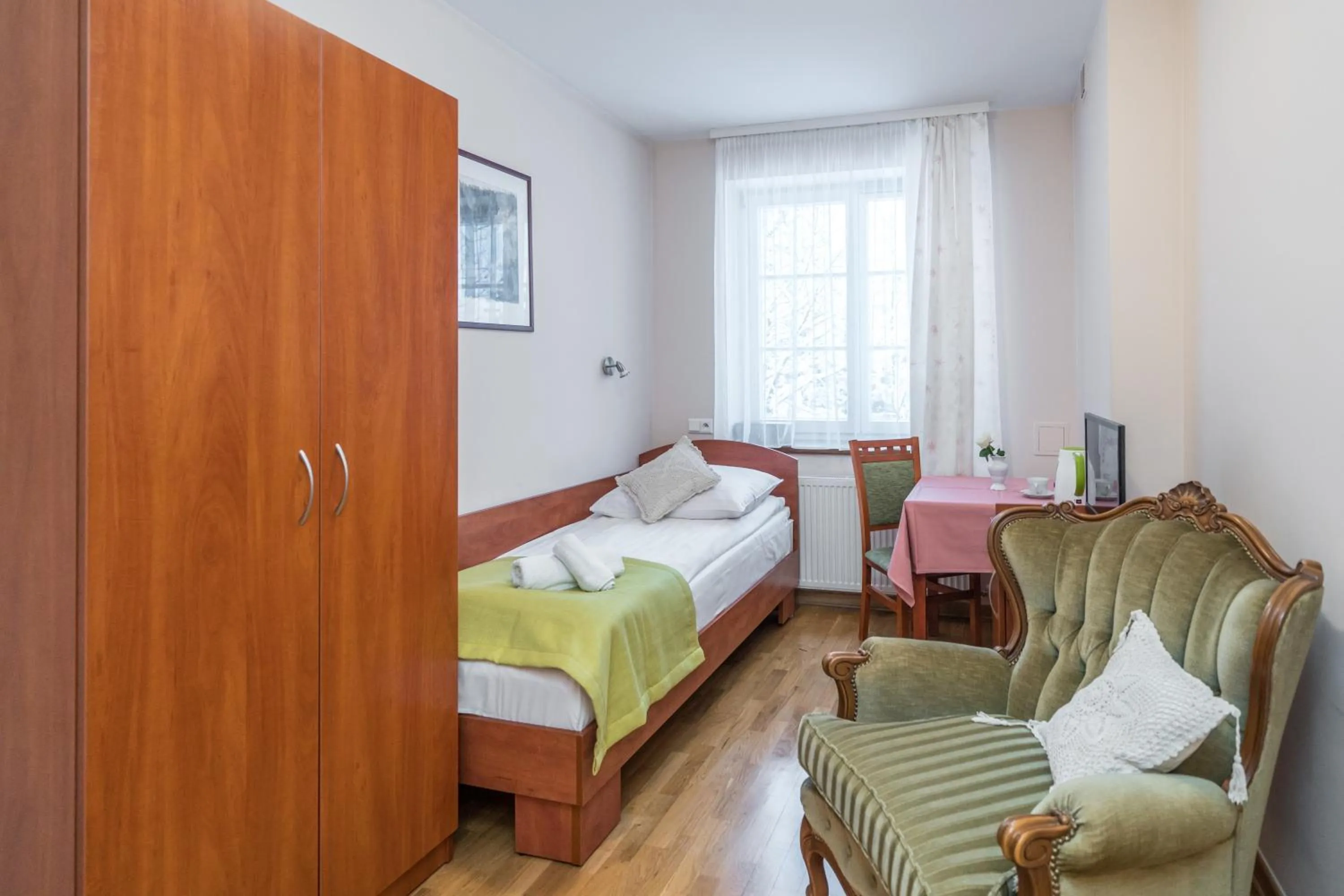 Bed in Astoria - Willa Literatów