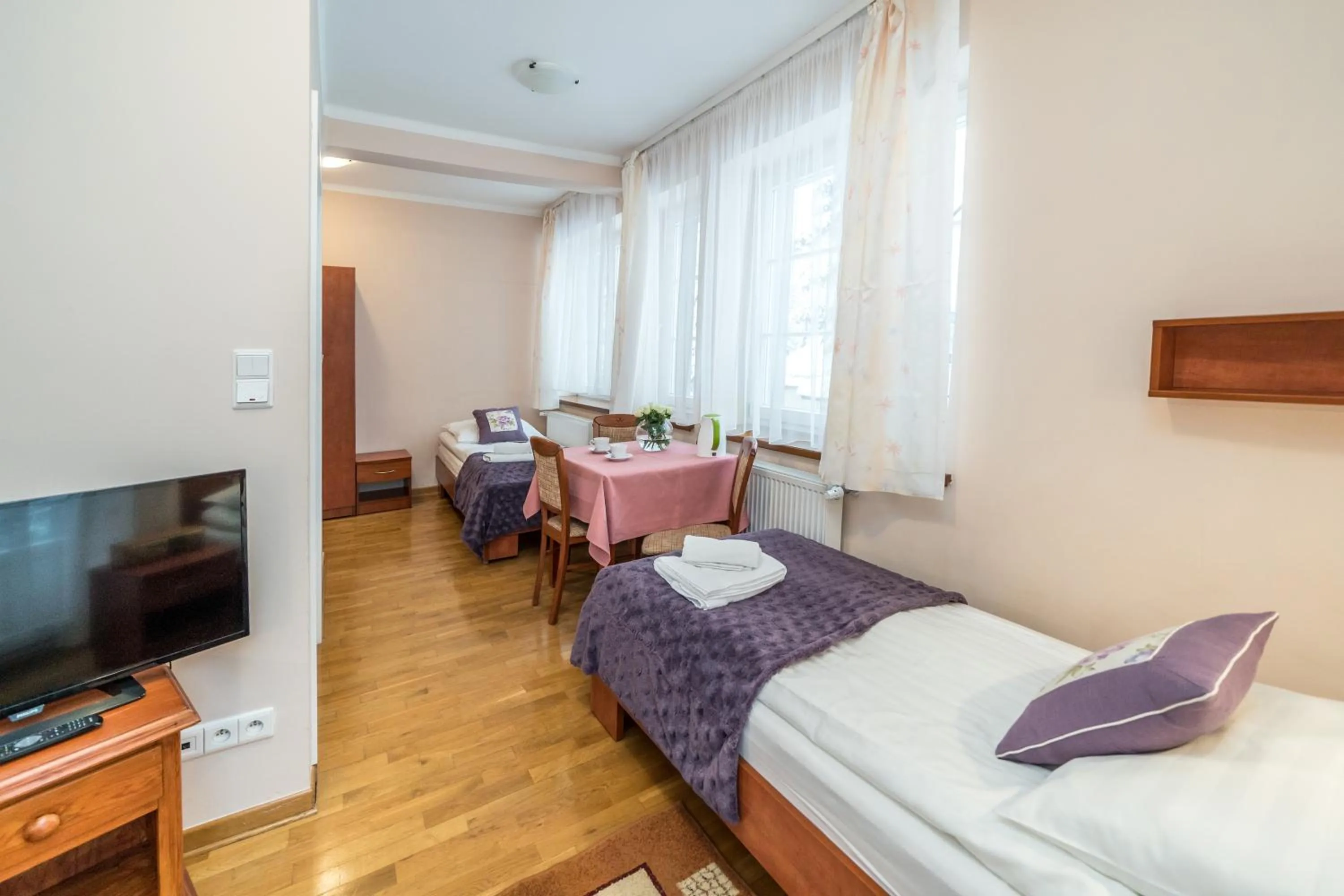 Bed in Astoria - Willa Literatów