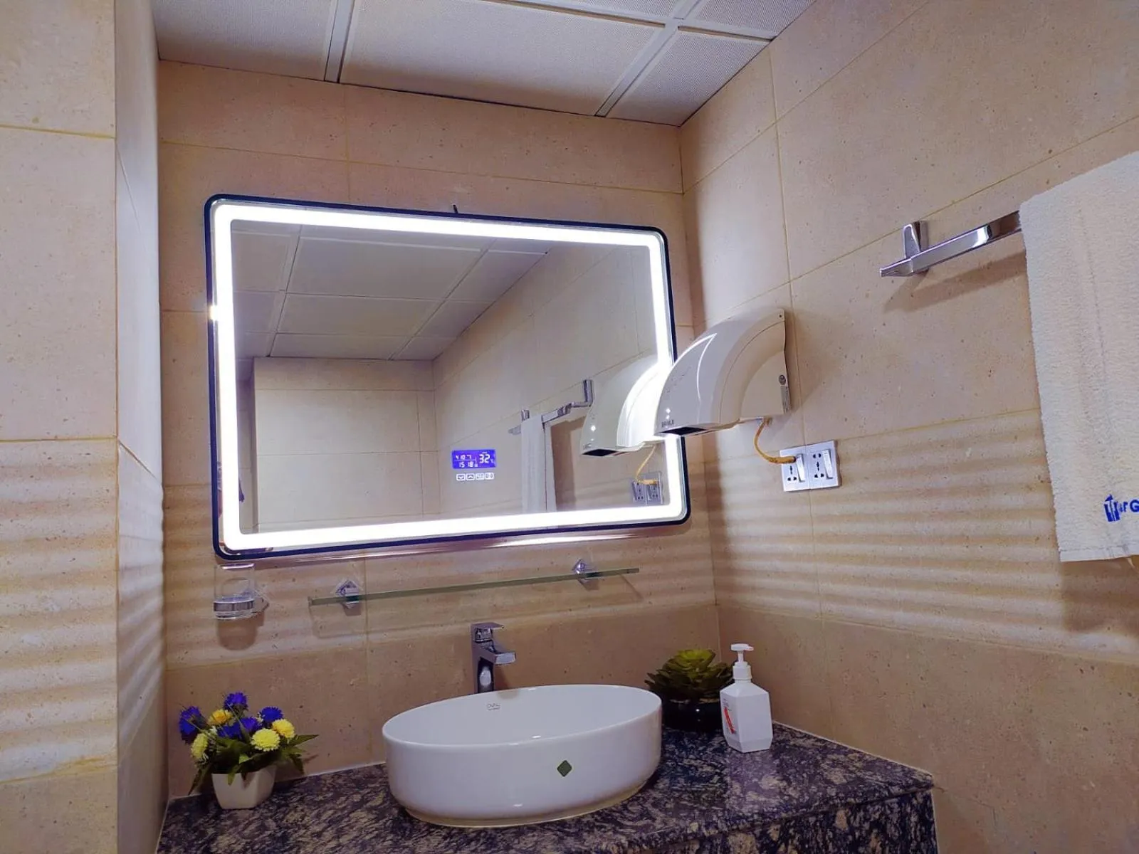 Property building in Tiger Garden Int Hotel