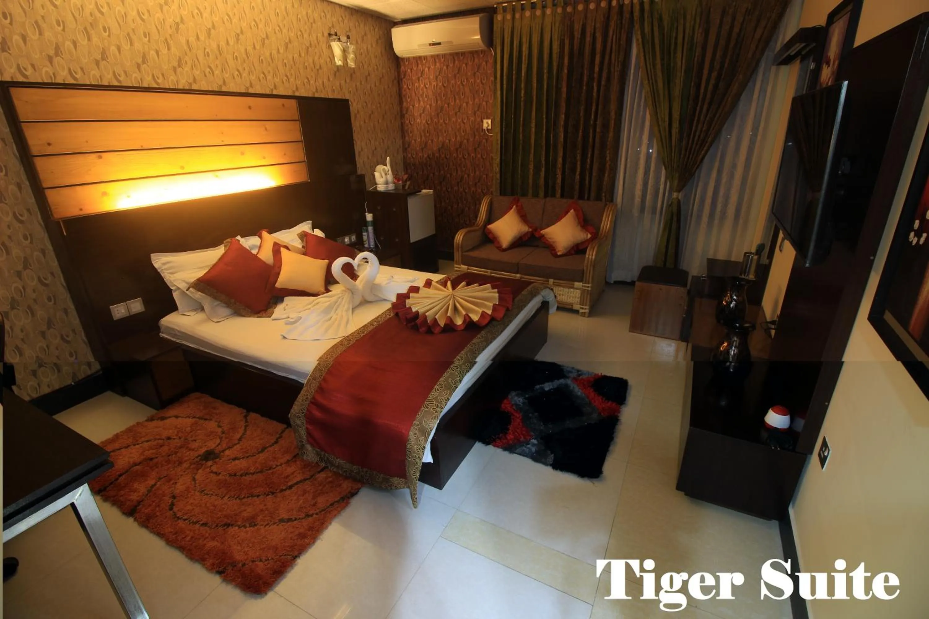 Living room in Tiger Garden Int Hotel