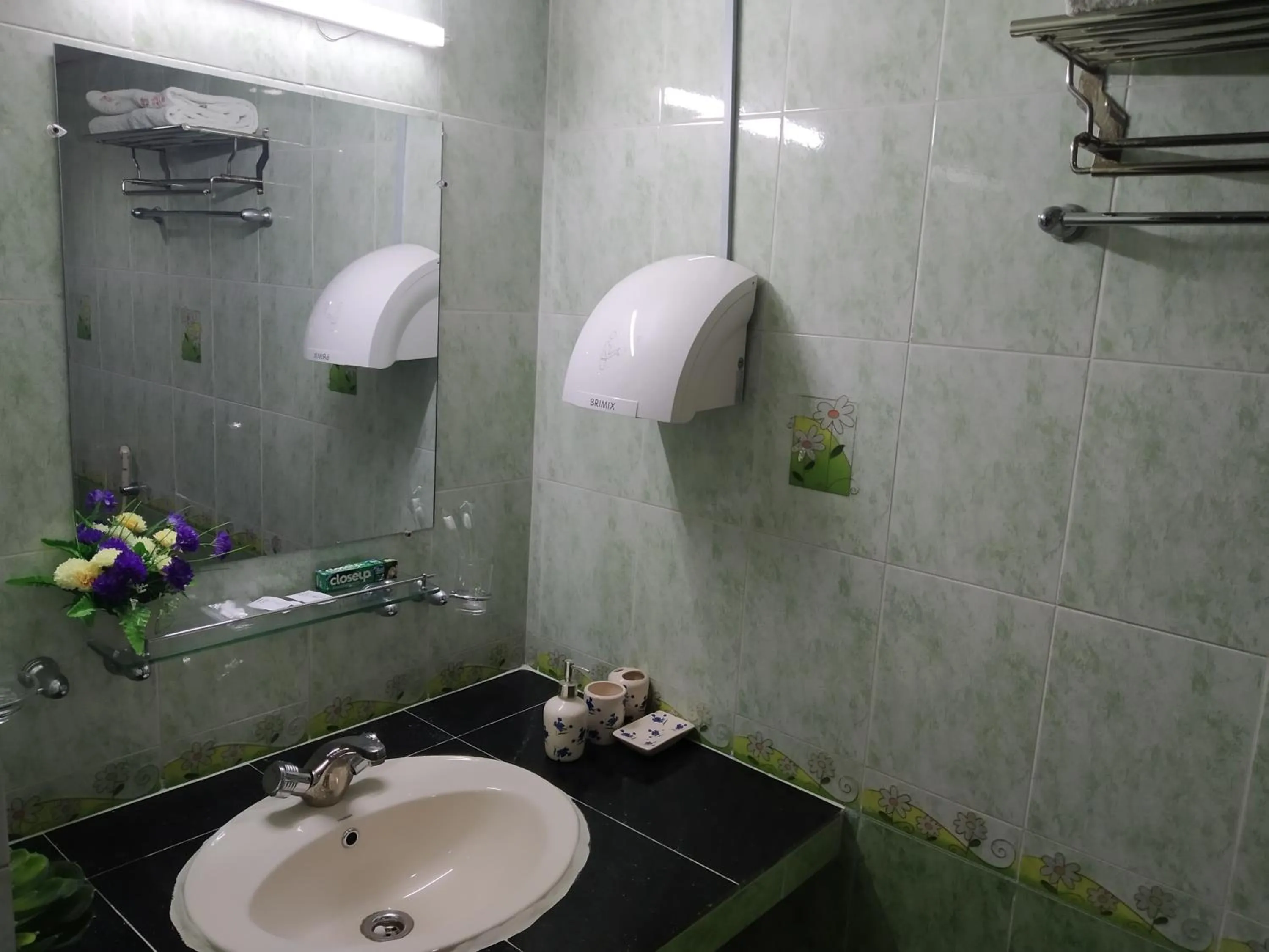 Bathroom in Tiger Garden Int Hotel