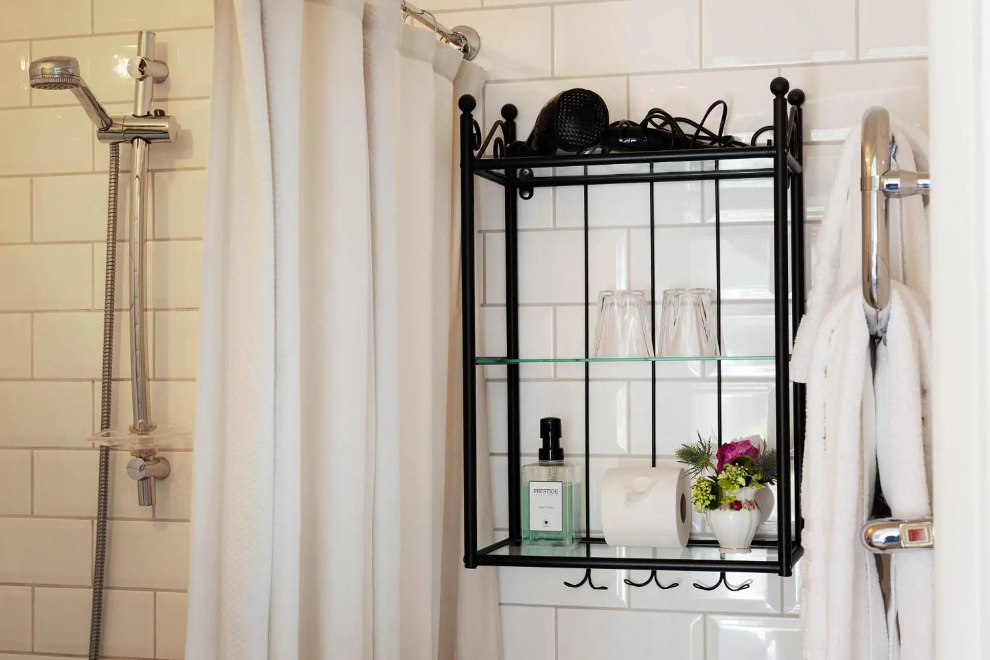 Bathroom in Strandflickornas Havshotell Lysekil