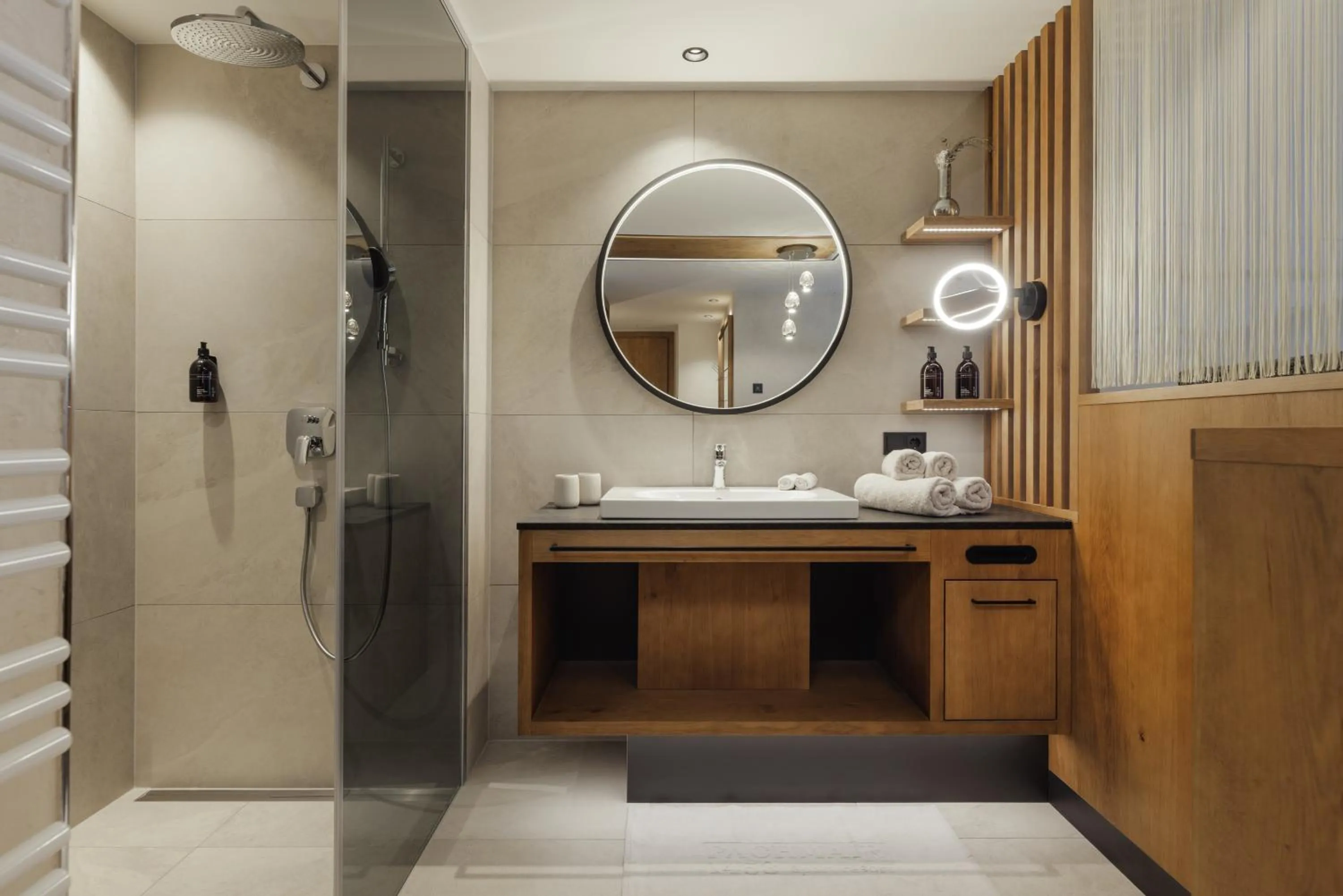 Shower in PACHMAIR 1453 apart resort