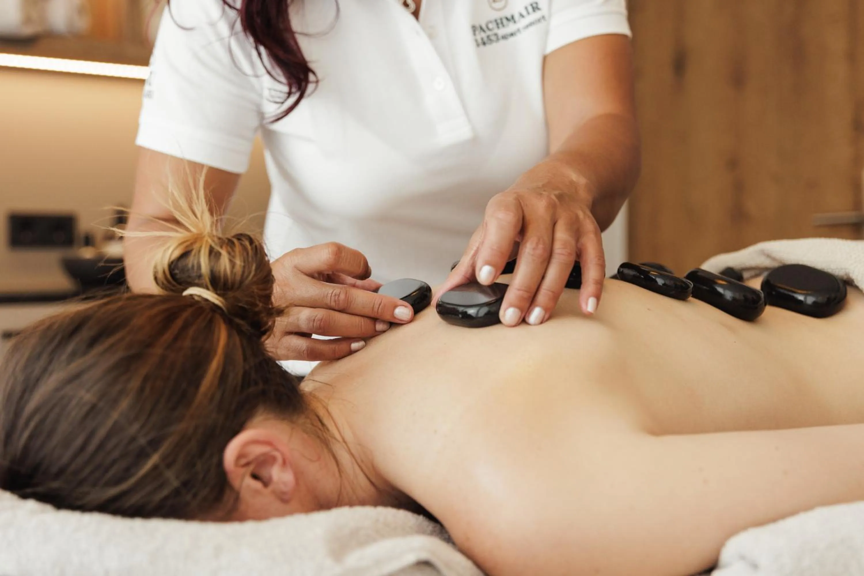 Massage in PACHMAIR 1453 apart resort