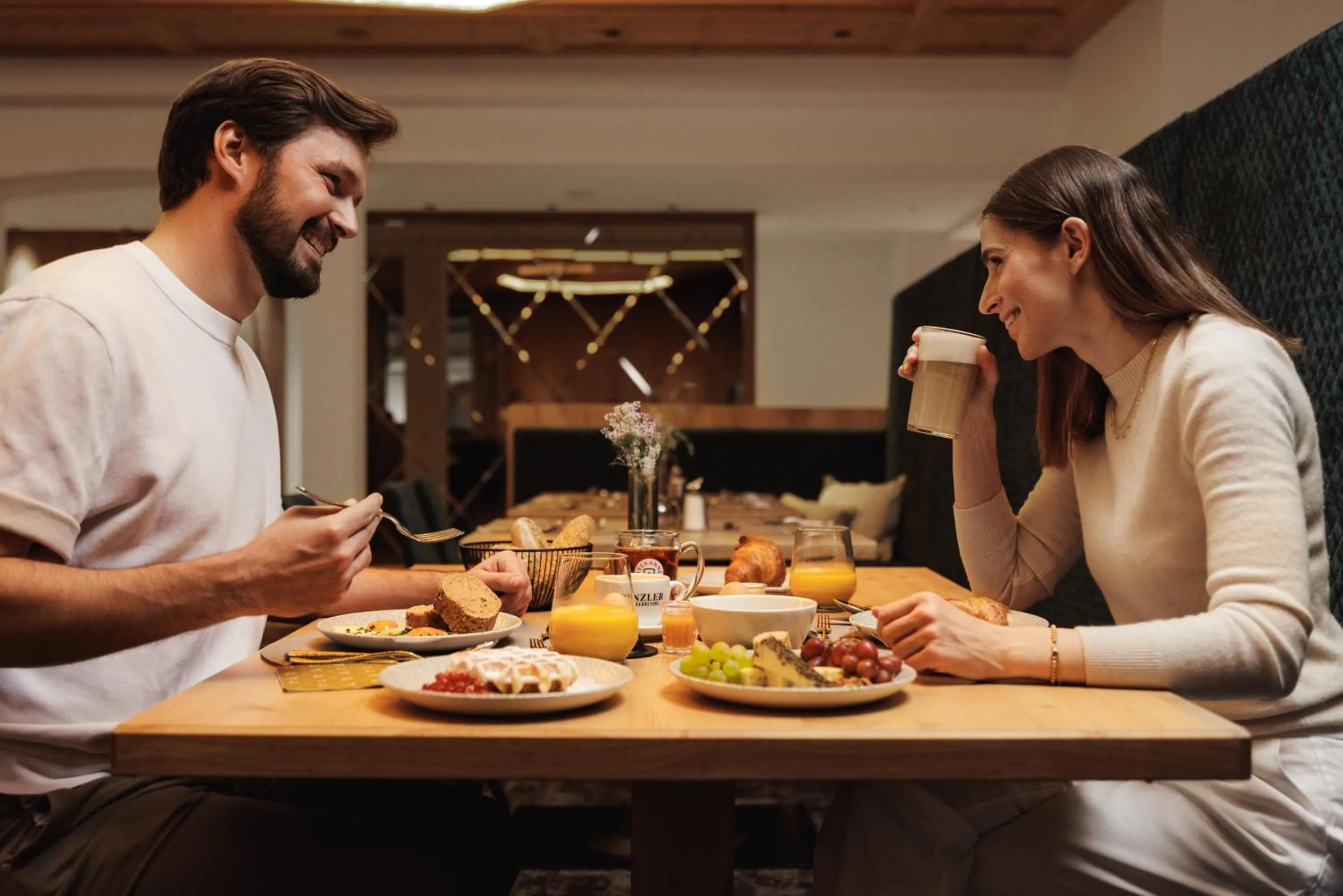 Restaurant/places to eat in PACHMAIR 1453 apart resort