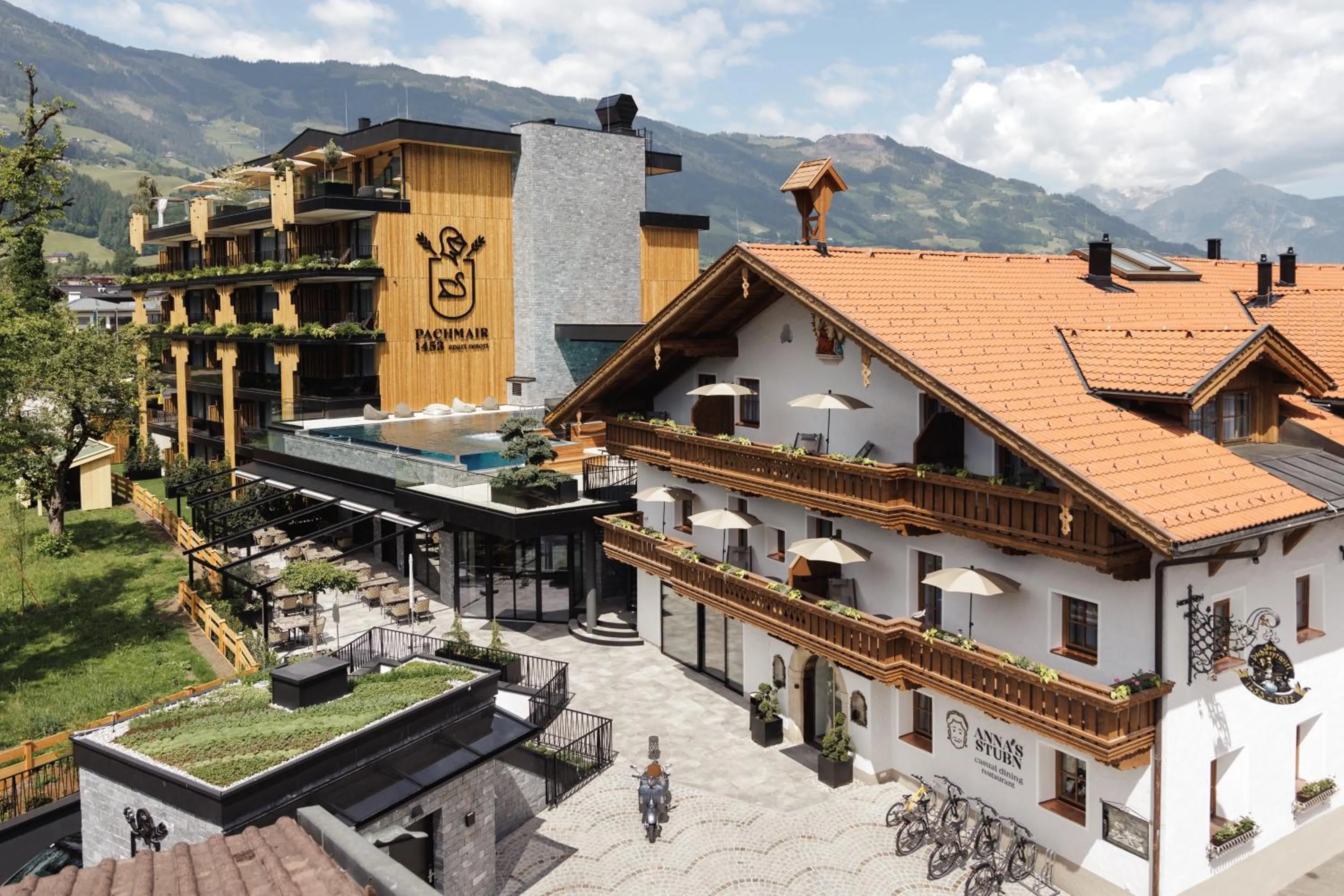 Property building in PACHMAIR 1453 apart resort