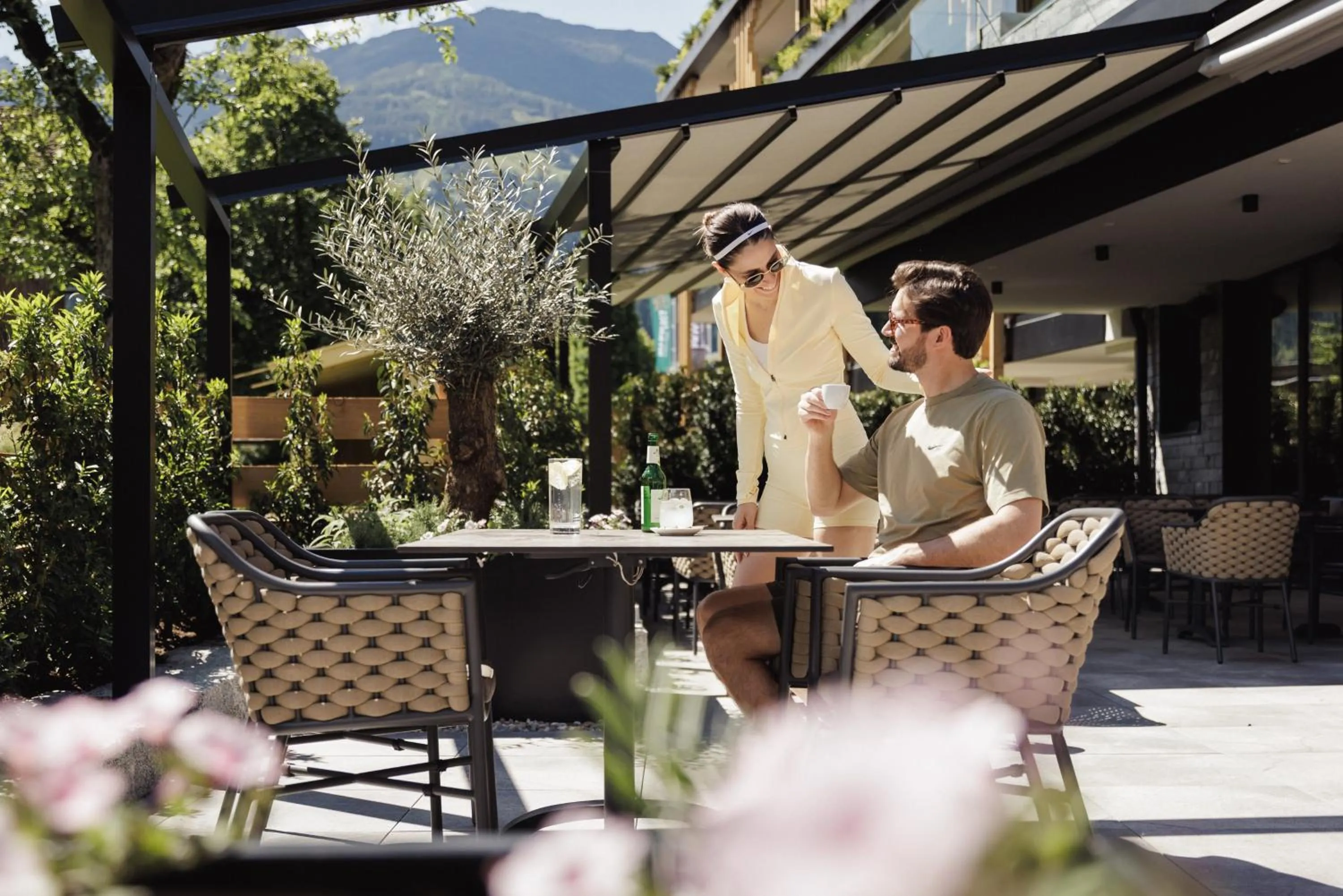 Restaurant/places to eat in PACHMAIR 1453 apart resort