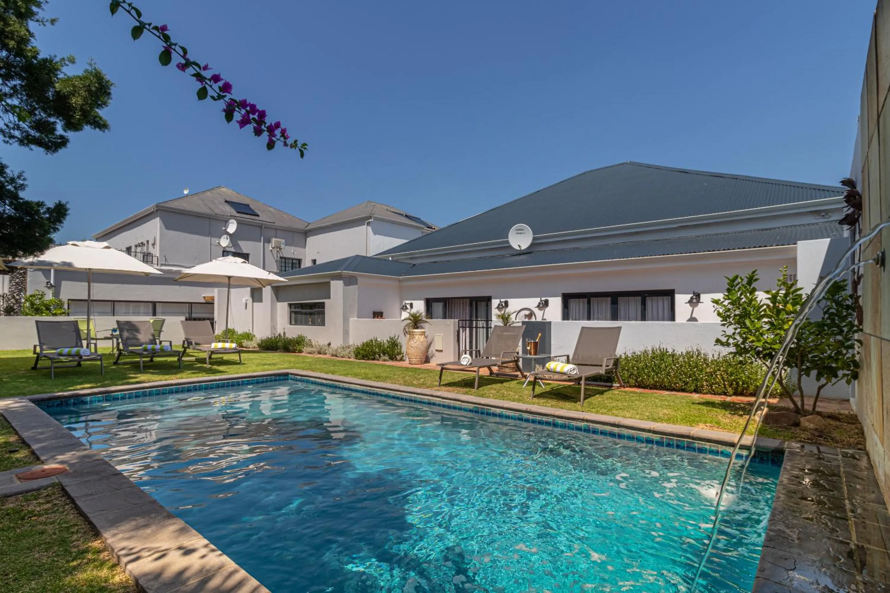 Swimming pool in Tulbagh Boutique Heritage Hotel
