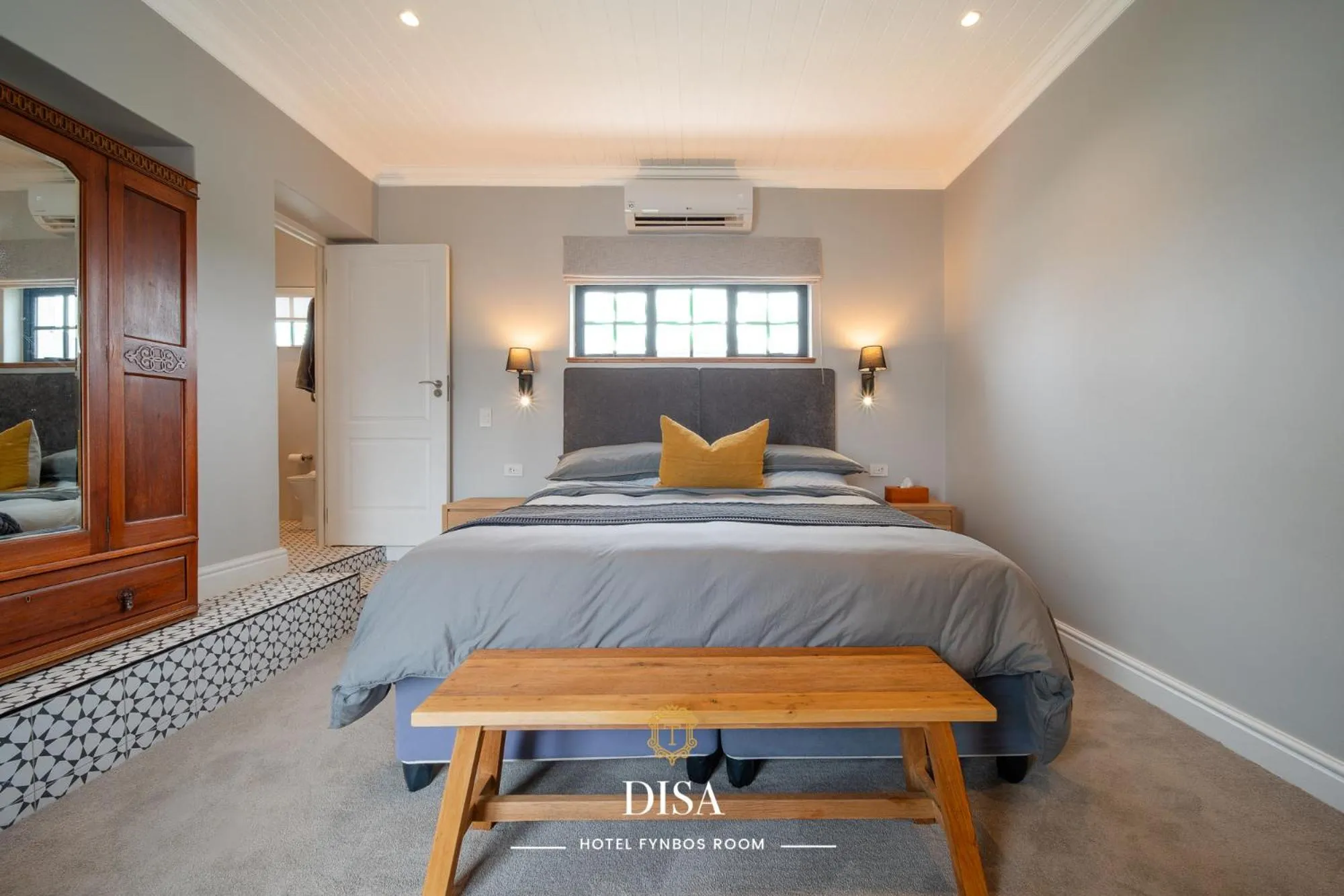 Bed in Tulbagh Boutique Heritage Hotel