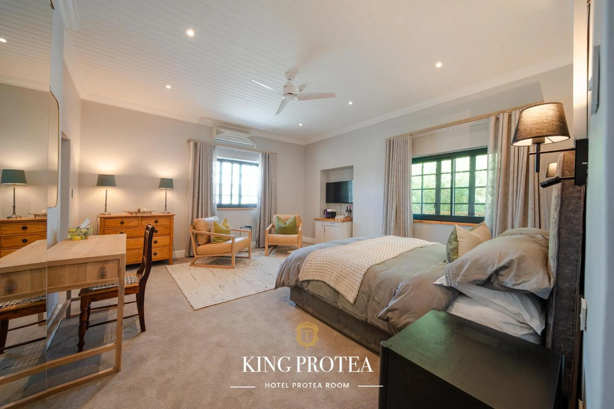 Coffee/tea facilities, Bed in Tulbagh Boutique Heritage Hotel