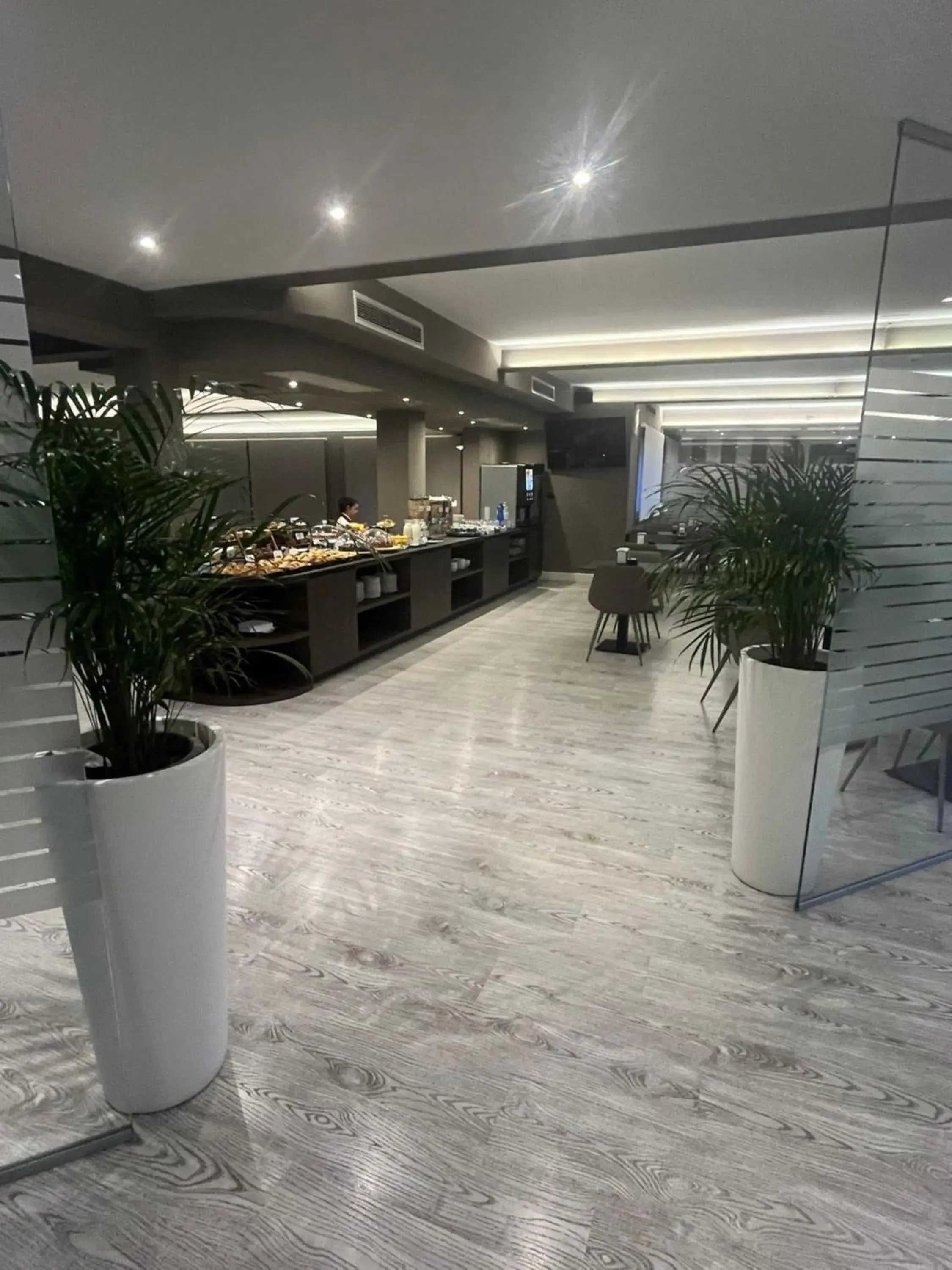 Restaurant/places to eat in Plus Welcome Milano Restaurant/places to eat in Plus Welcome Milano